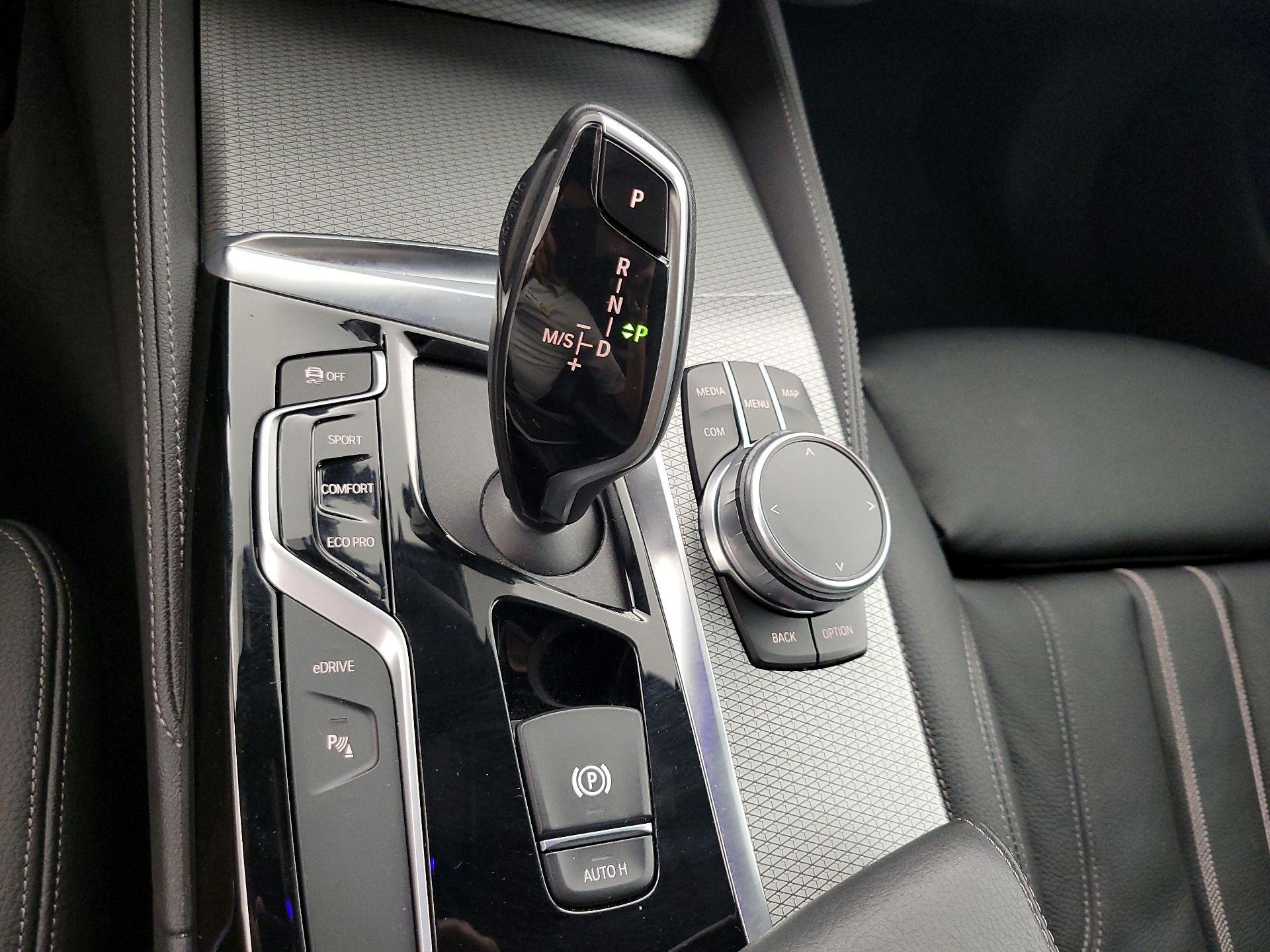 Thumbnail: 2019 BMW 5 Series - 18