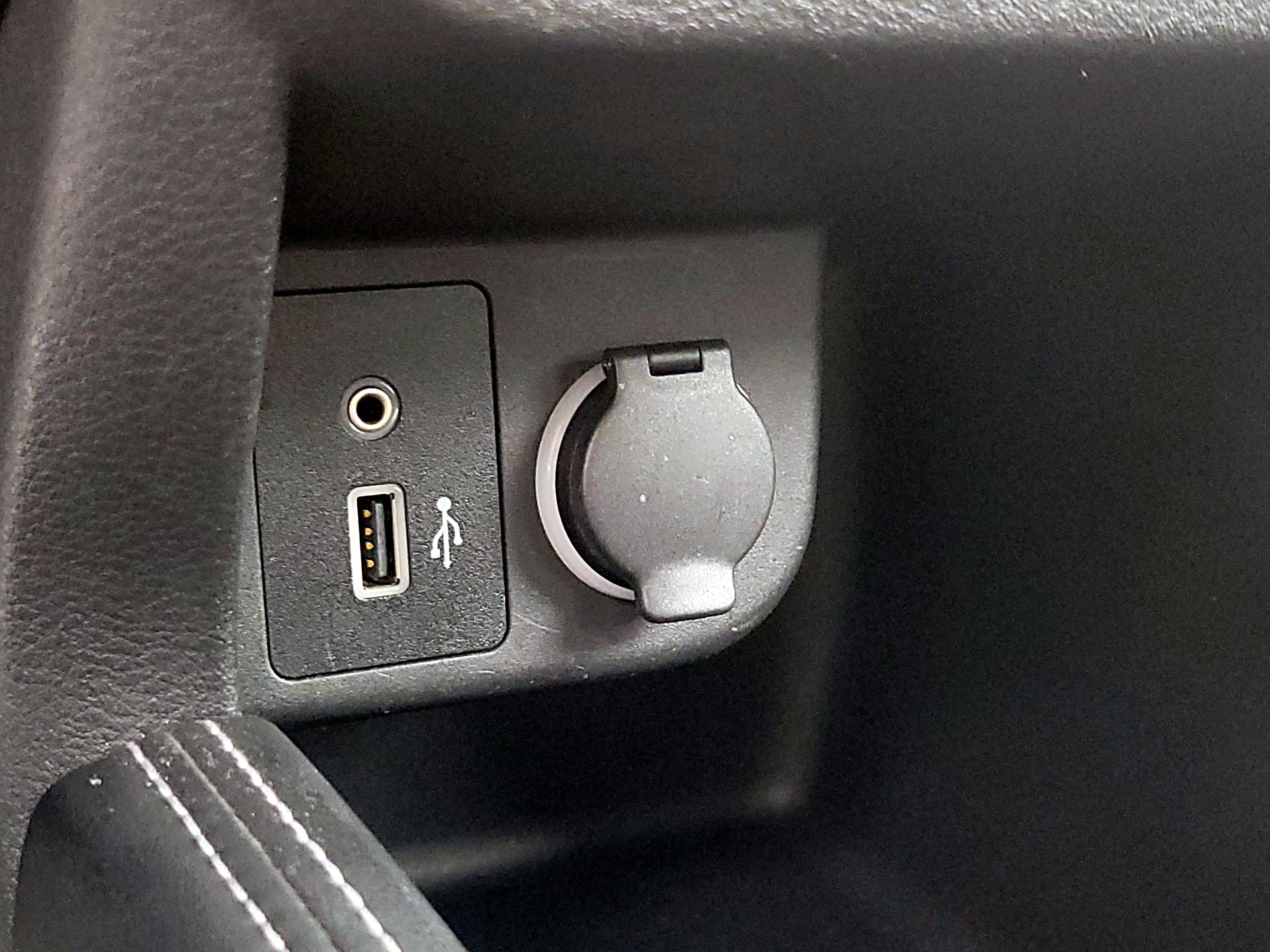 Thumbnail: 2020 Nissan Kicks - 17