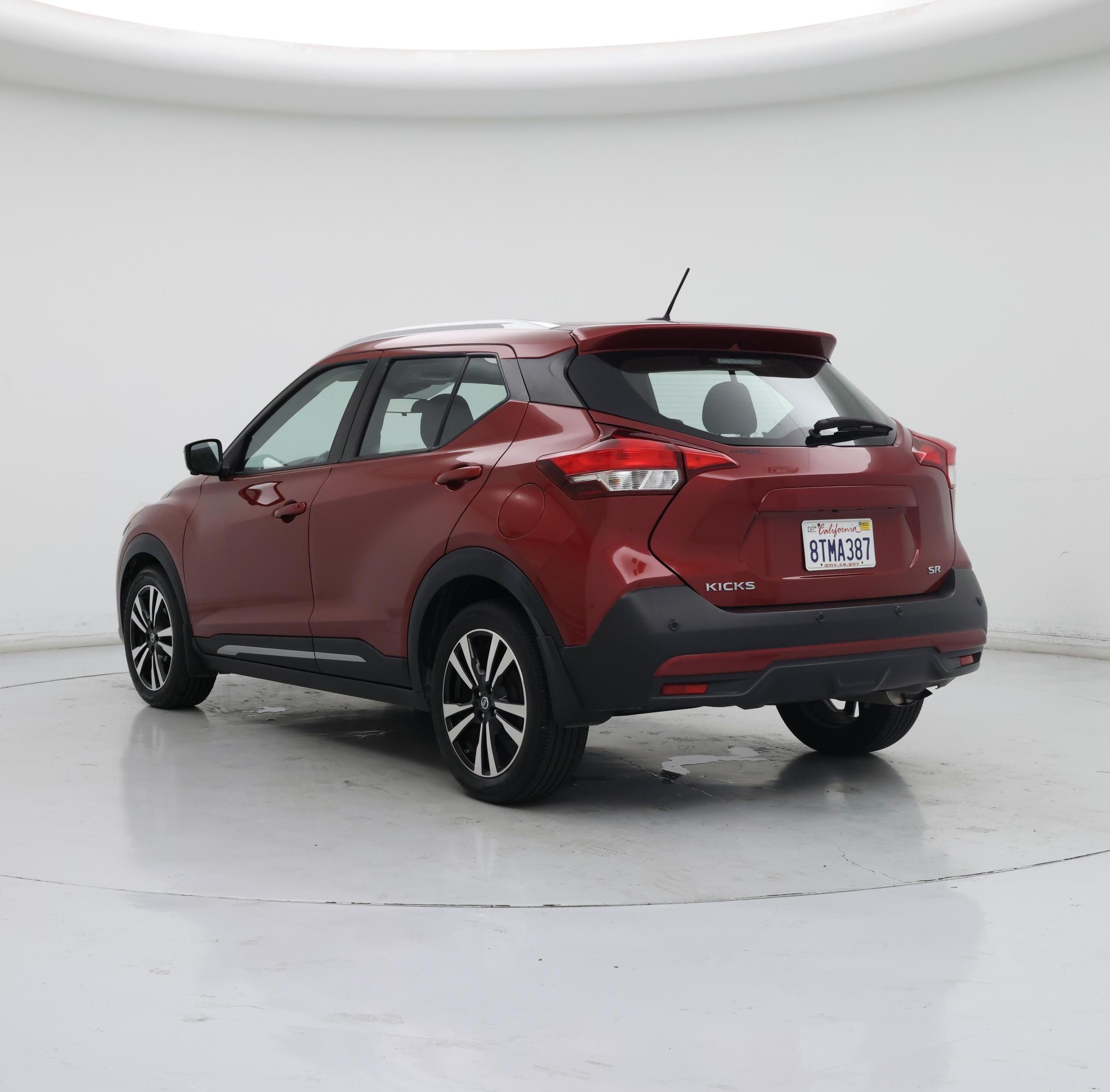 Thumbnail: 2020 Nissan Kicks - 2