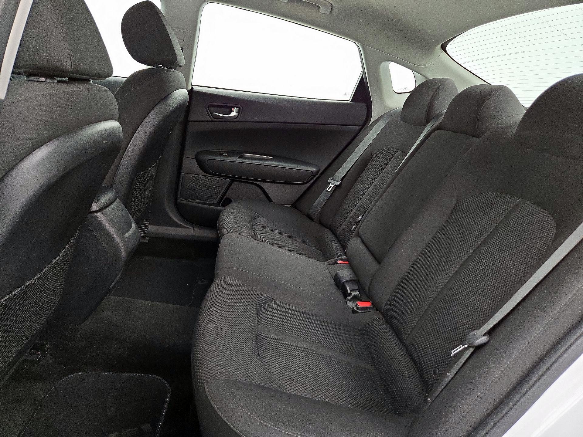 Thumbnail: 2019 Kia Optima - 19