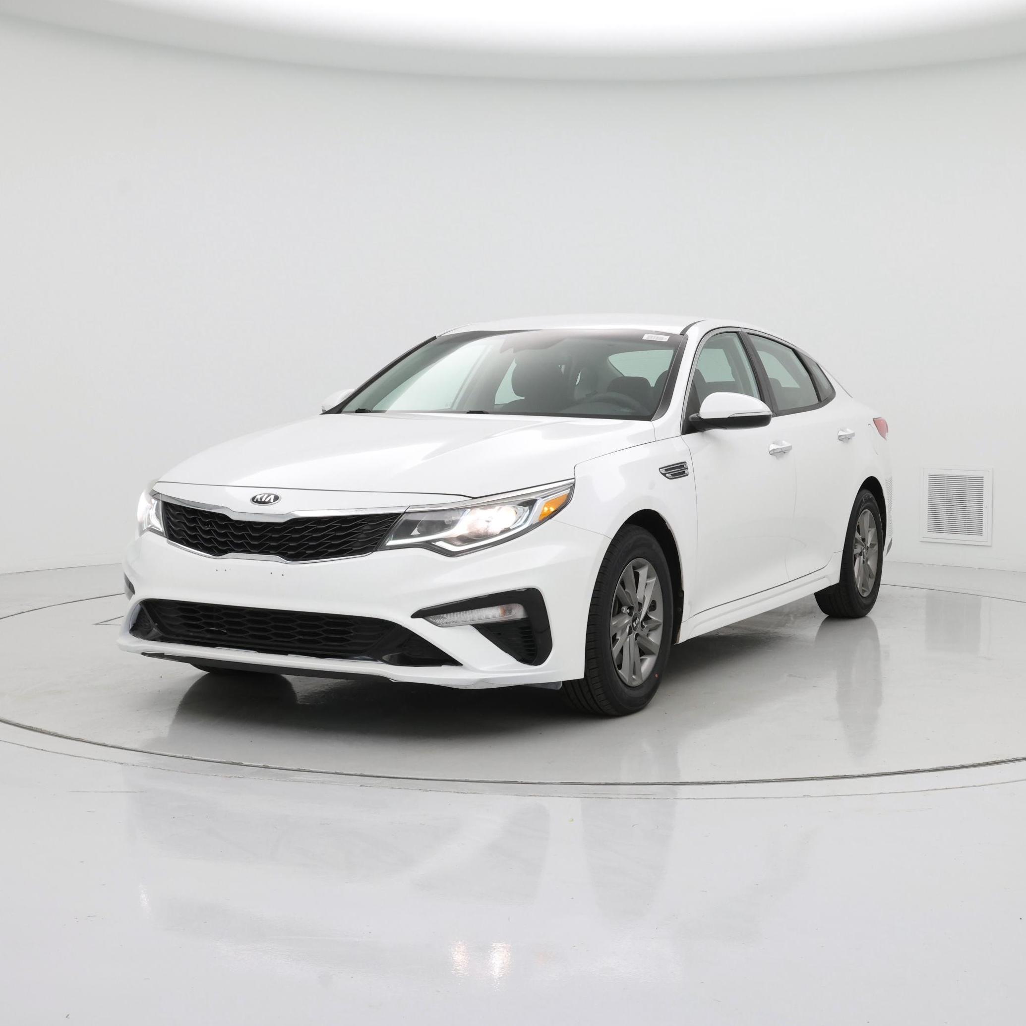 Thumbnail: 2019 Kia Optima - 4