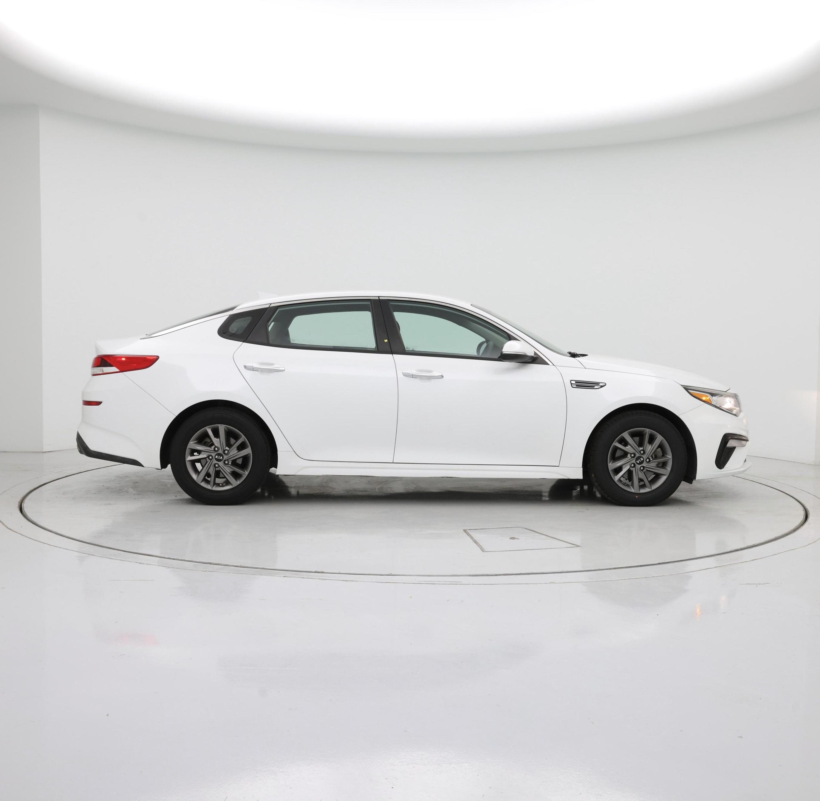 Thumbnail: 2019 Kia Optima - 7