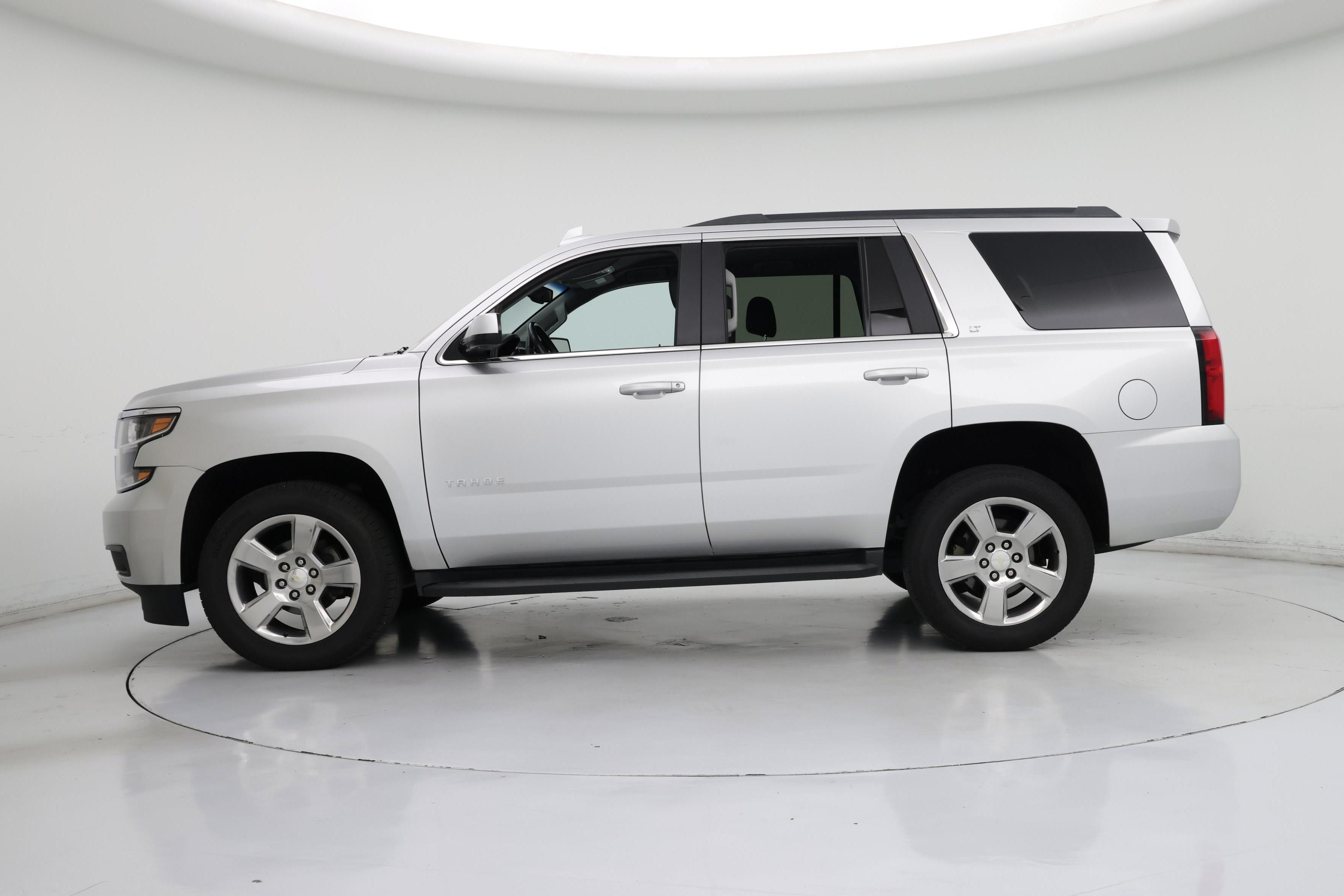 Thumbnail: 2018 Chevrolet Tahoe - 3