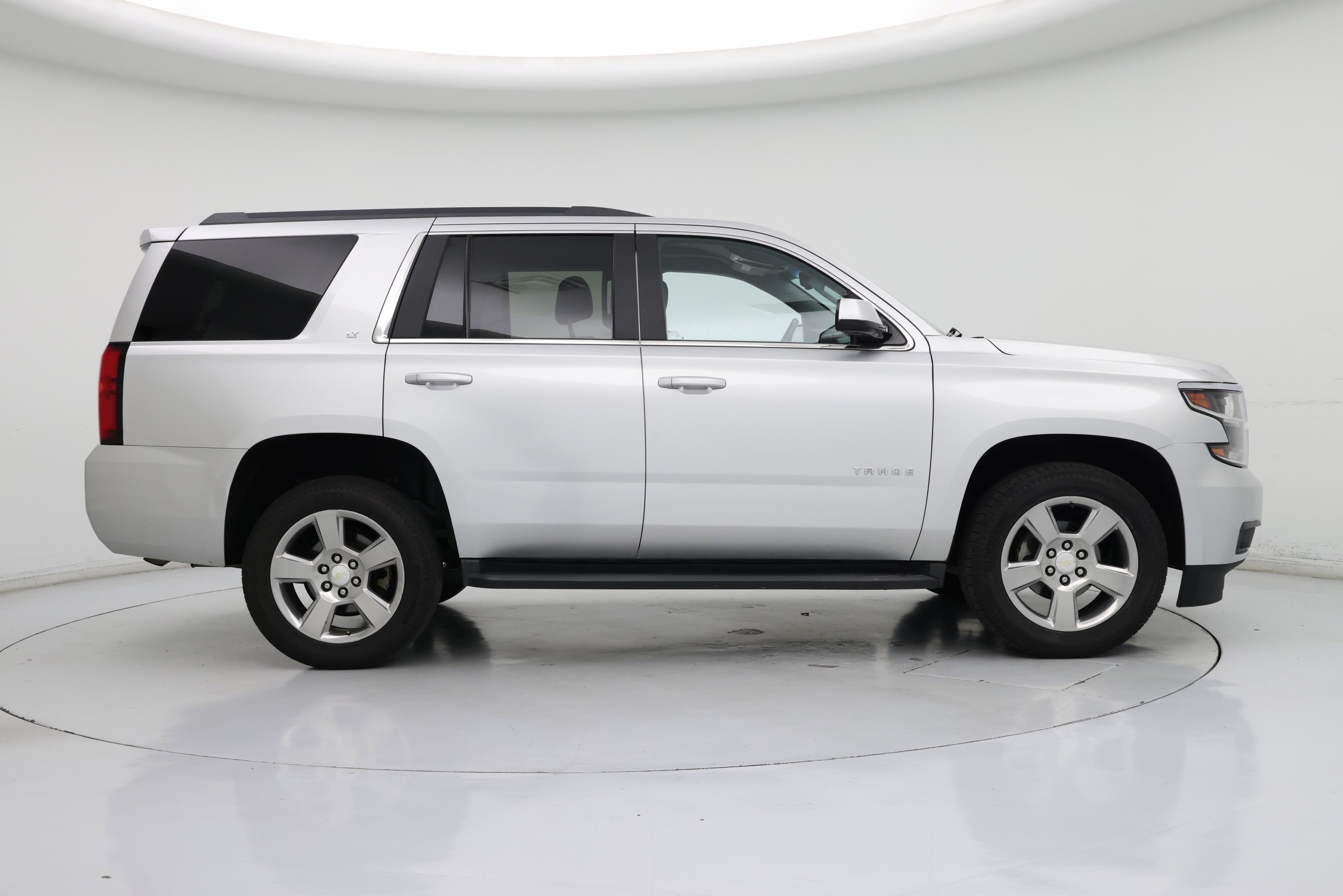 Thumbnail: 2018 Chevrolet Tahoe - 7