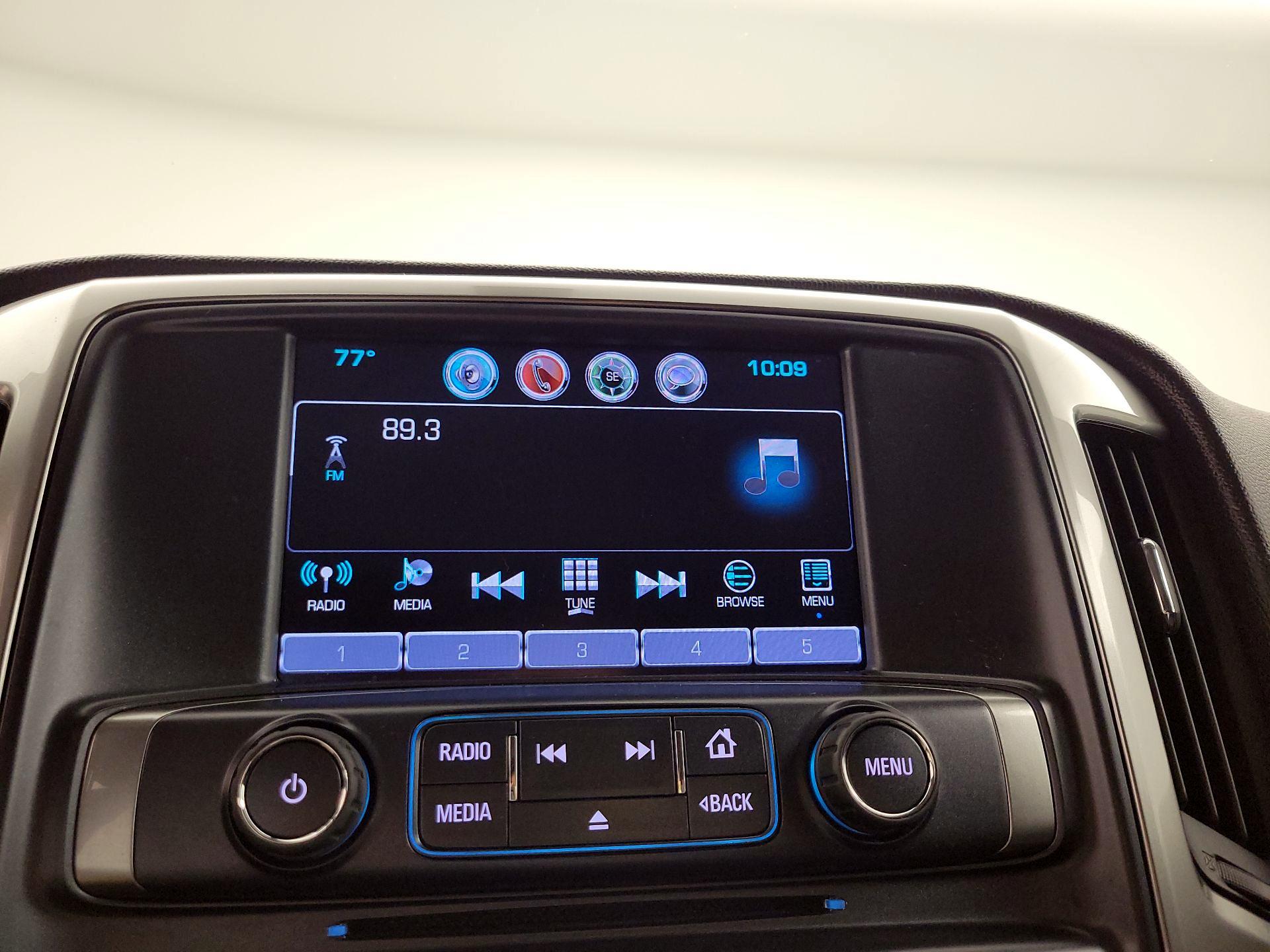 Thumbnail: 2017 Chevrolet Silverado 1500 - 16