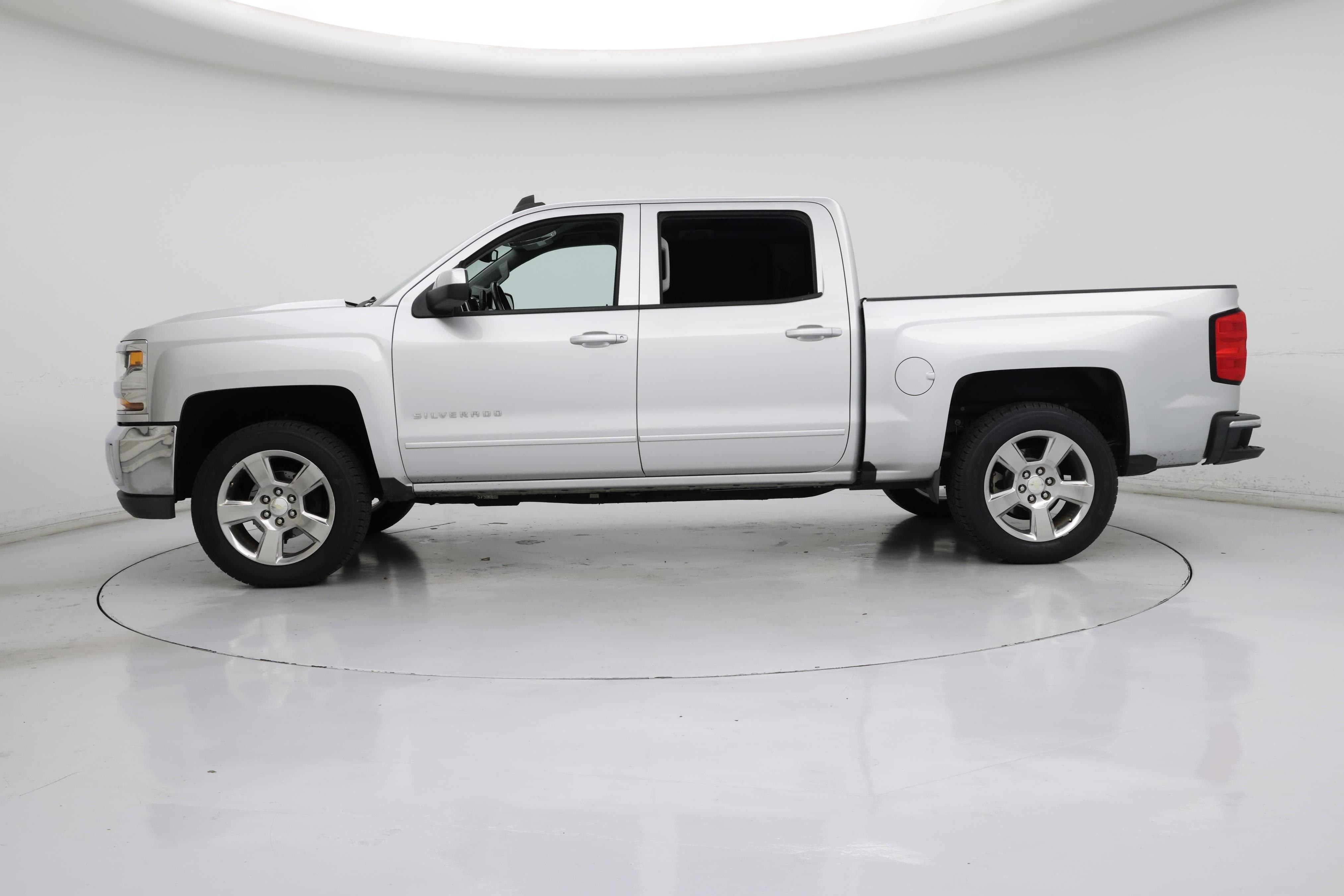Thumbnail: 2017 Chevrolet Silverado 1500 - 3