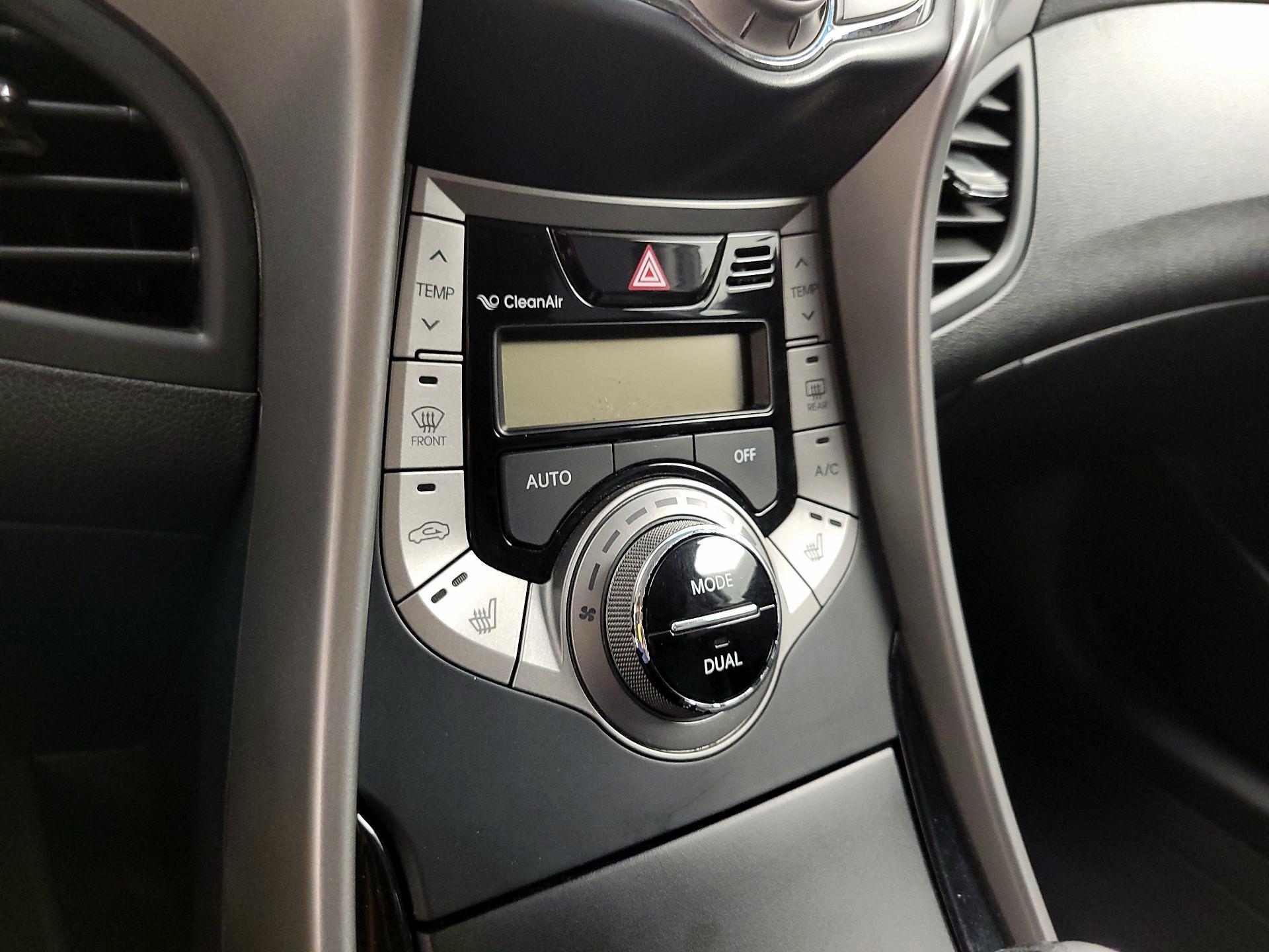 Thumbnail: 2013 Hyundai Elantra - 17