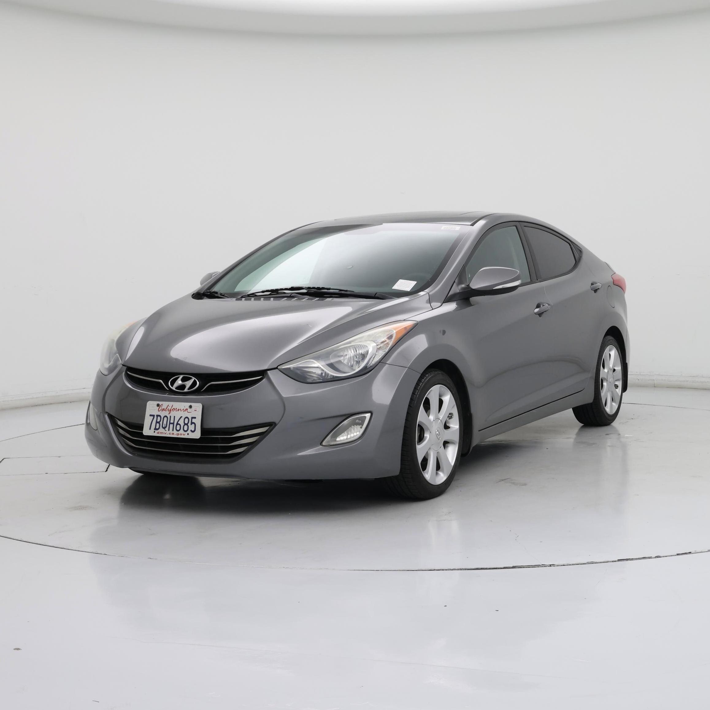 Thumbnail: 2013 Hyundai Elantra - 4