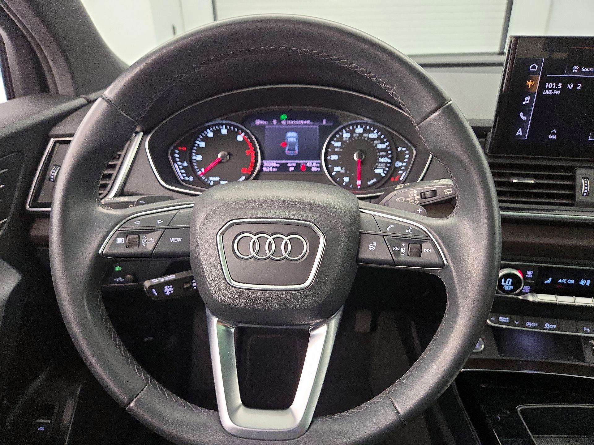 Thumbnail: 2023 Audi Q5 - 10
