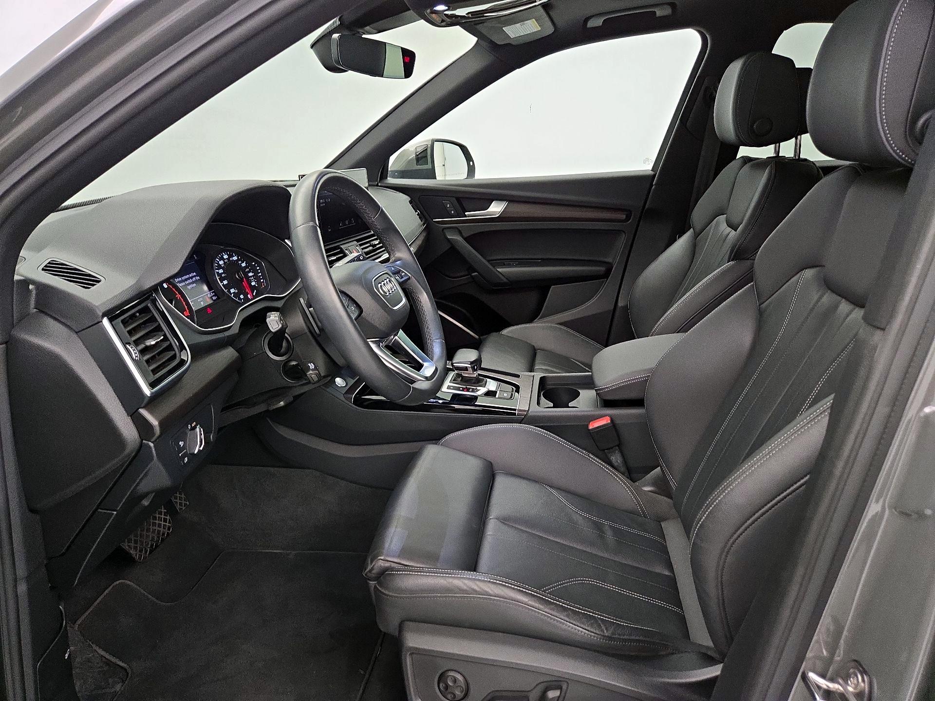 Thumbnail: 2023 Audi Q5 - 11