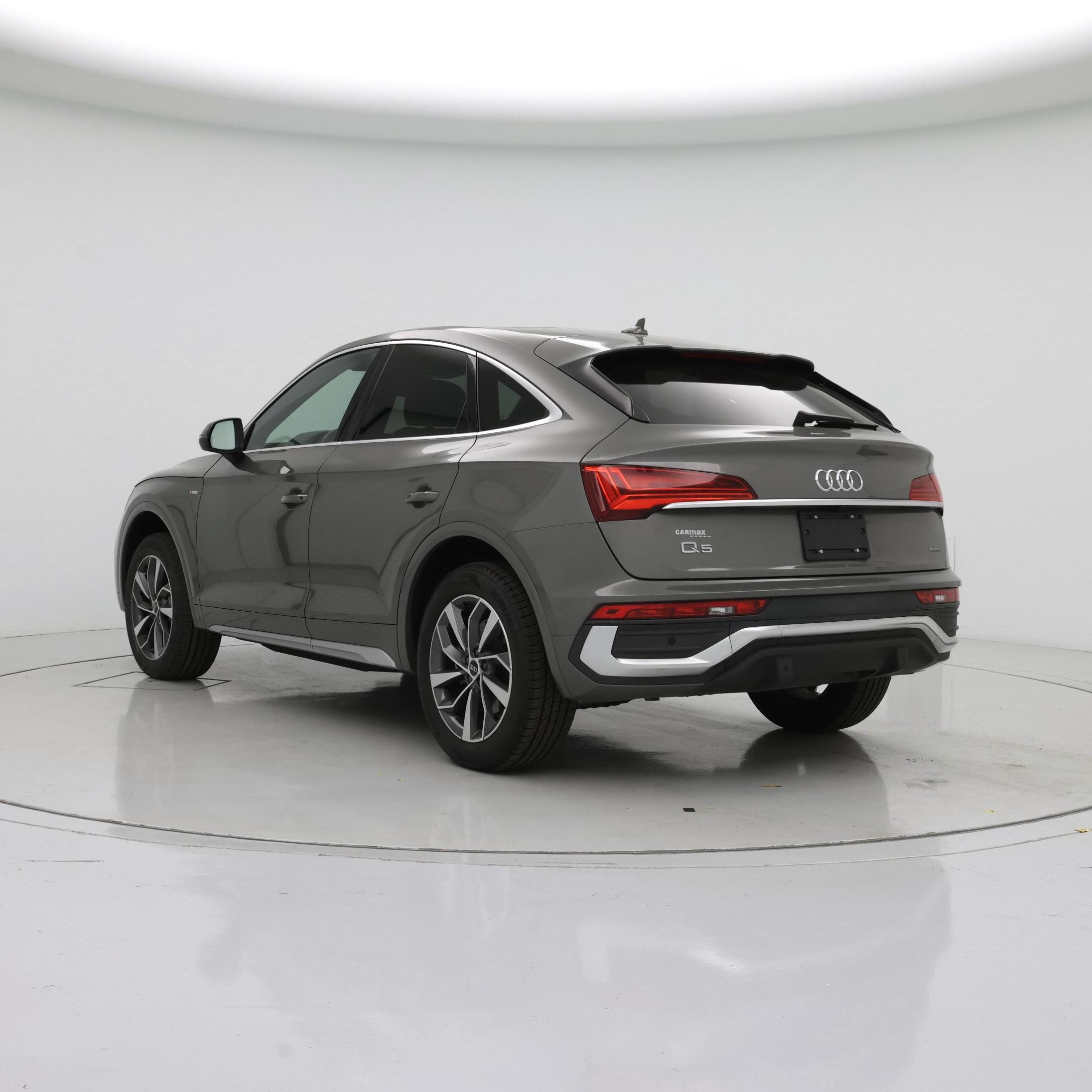 Thumbnail: 2023 Audi Q5 - 2