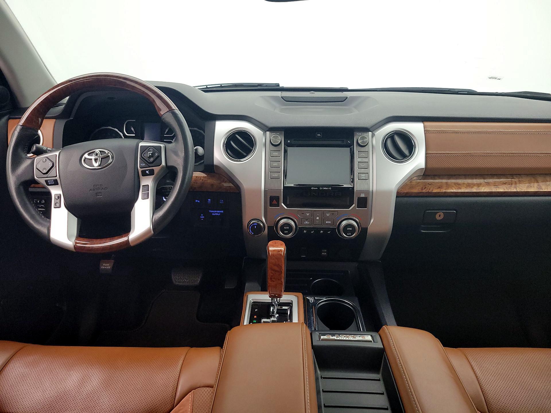 Thumbnail: 2019 Toyota Tundra - 9