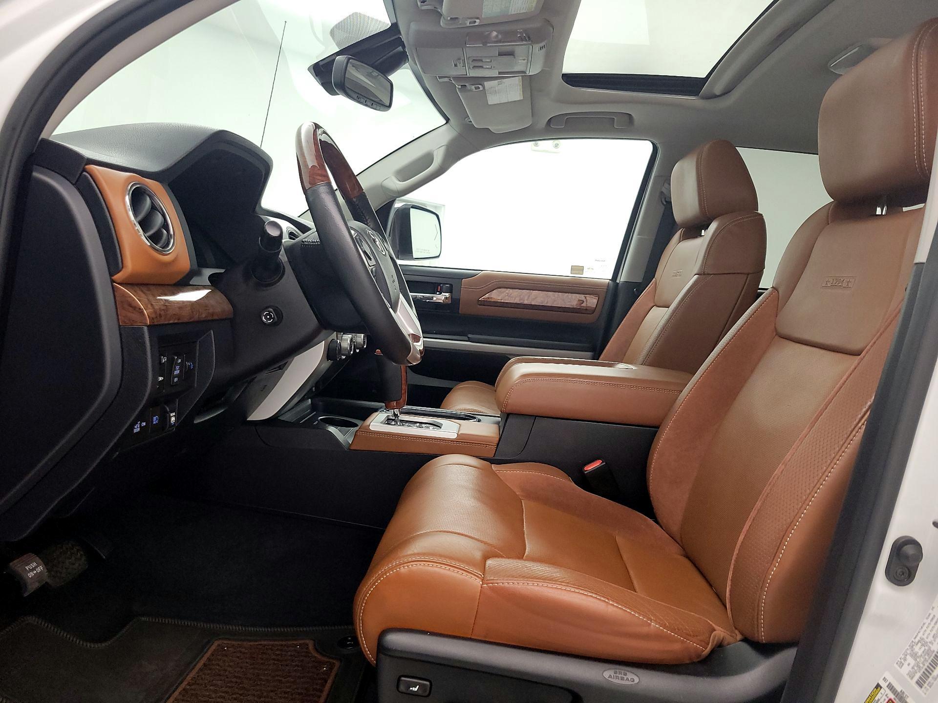 Thumbnail: 2019 Toyota Tundra - 11