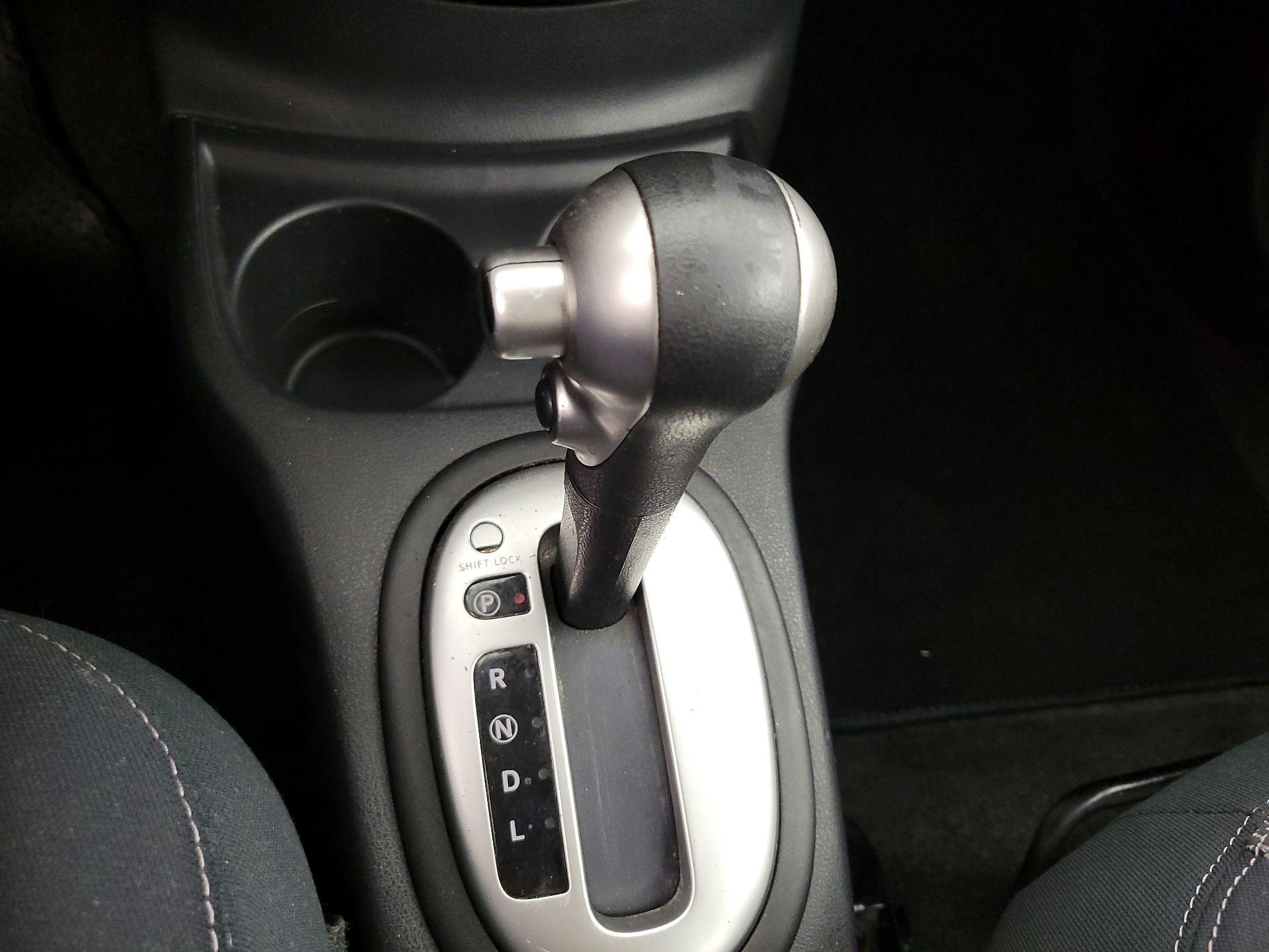 Thumbnail: 2016 Nissan Versa - 16