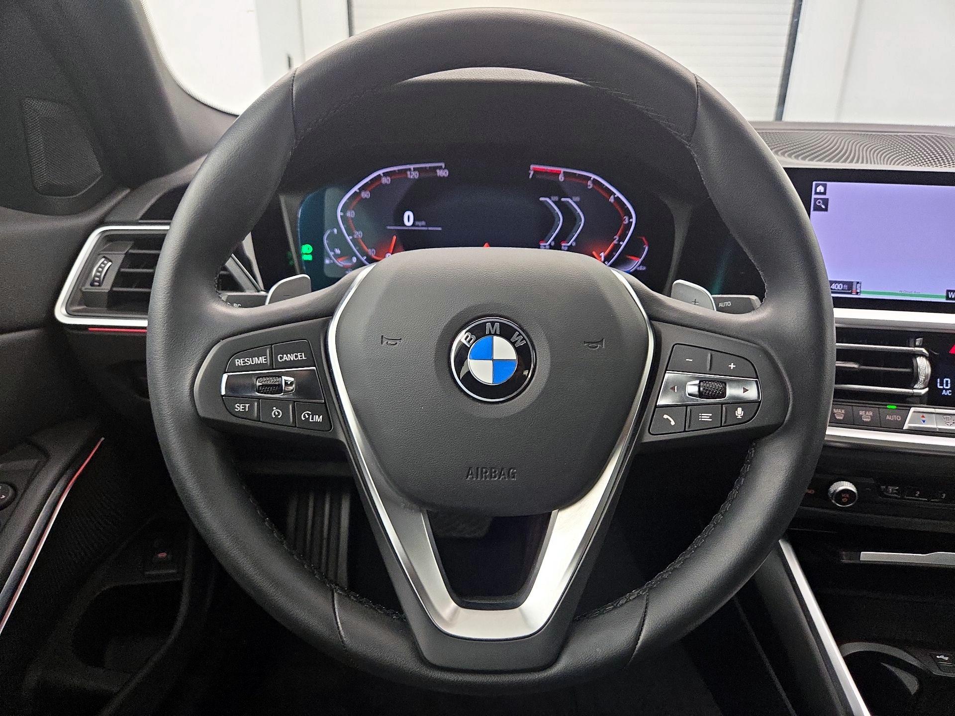 Thumbnail: 2022 BMW 3 Series - 10