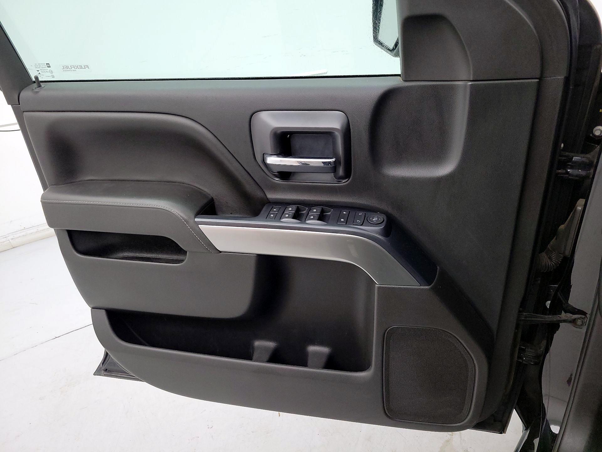 Thumbnail: 2017 Chevrolet Silverado 1500 - 12