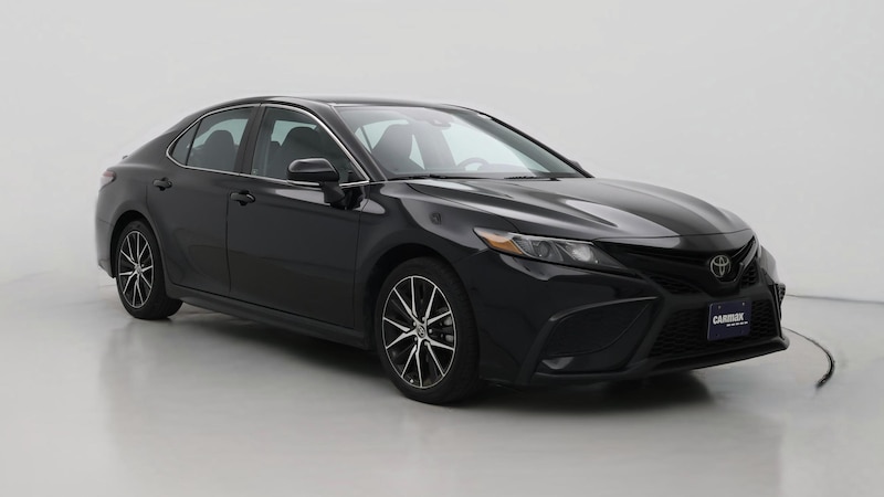 2023 Toyota Camry SE Hero Image