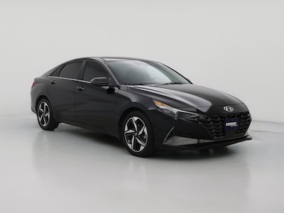 Black 2022 Hyundai Elantra SEL