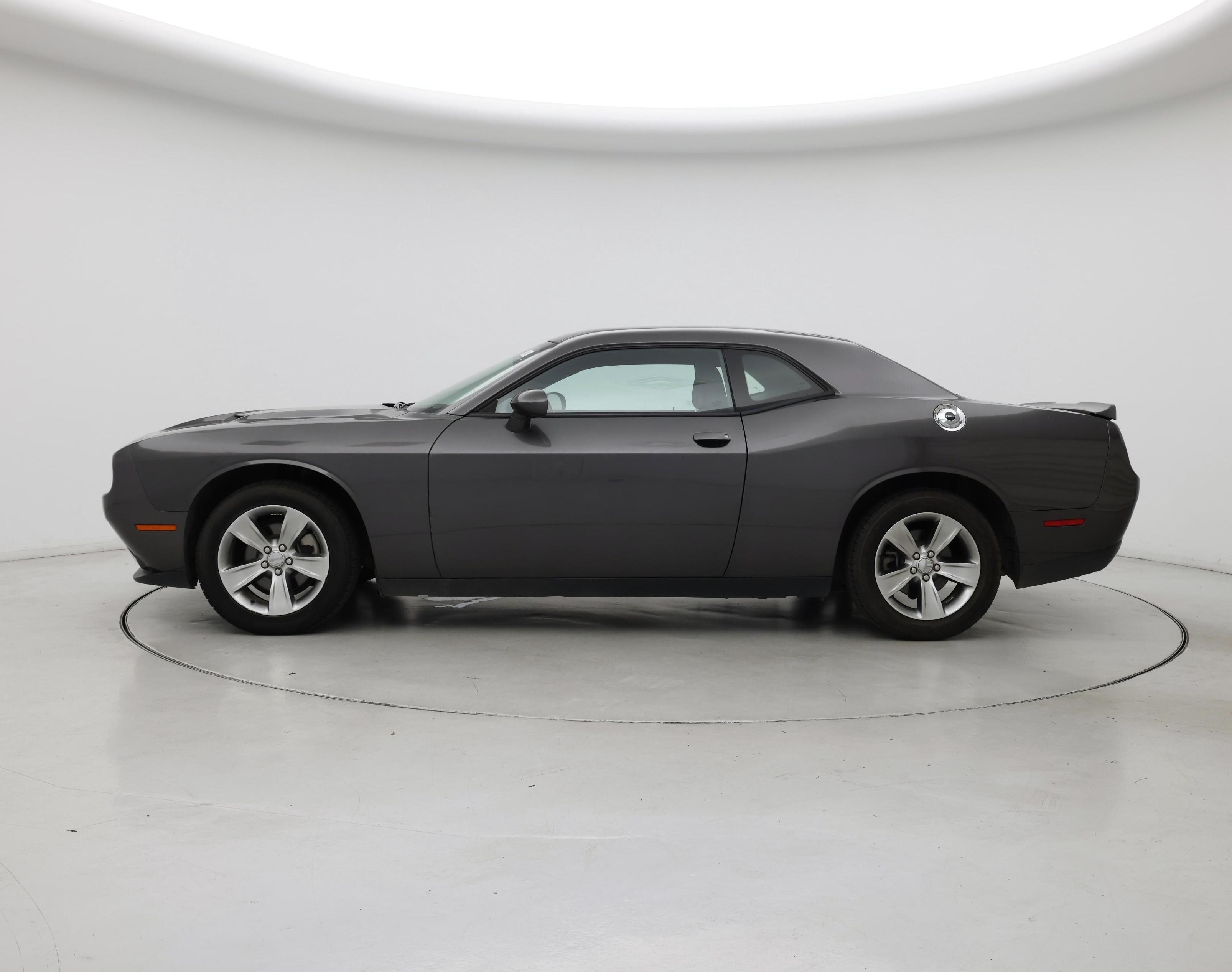 Thumbnail: 2021 Dodge Challenger - 3