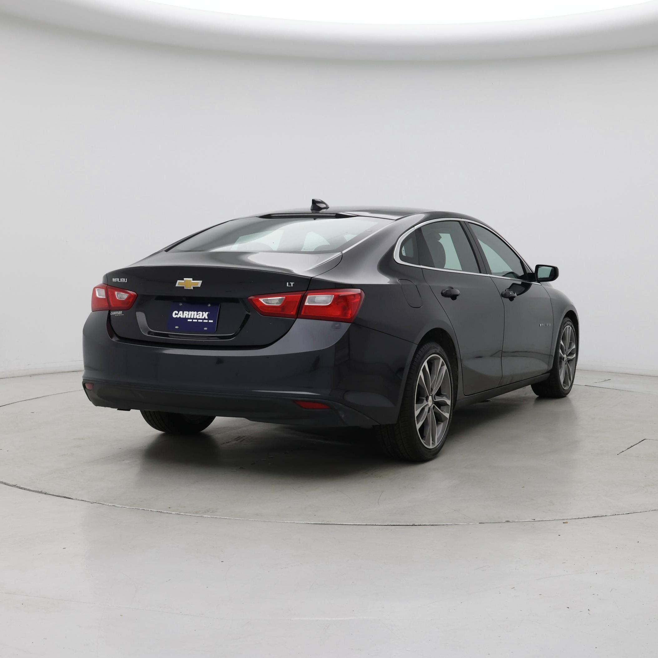 Thumbnail: 2023 Chevrolet Malibu - 8