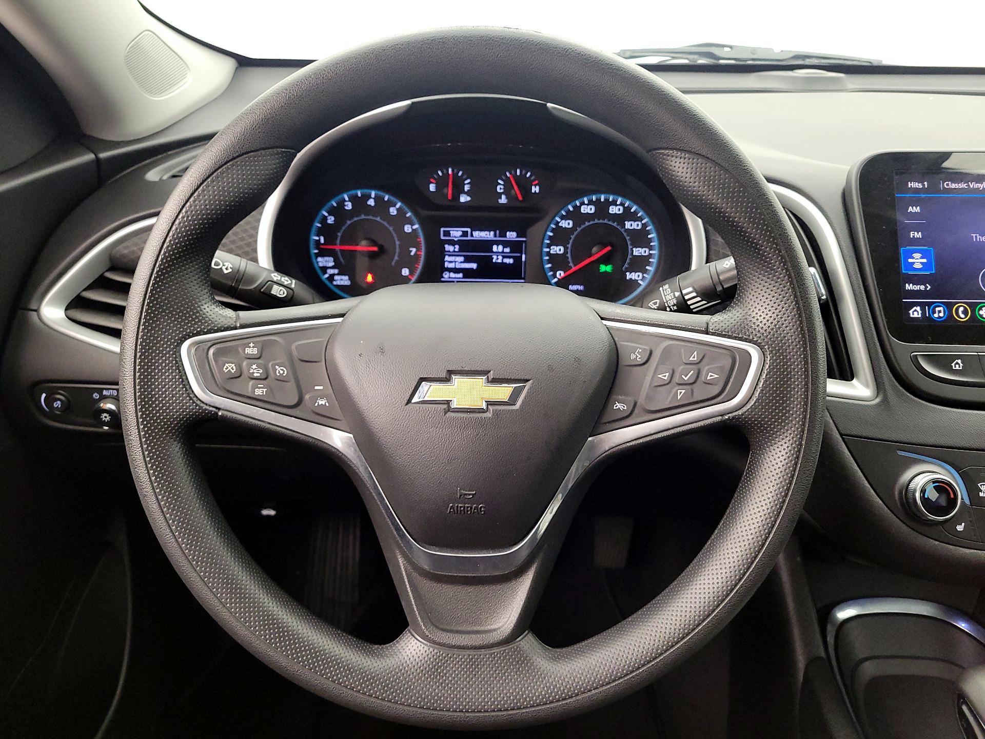 Thumbnail: 2023 Chevrolet Malibu - 10