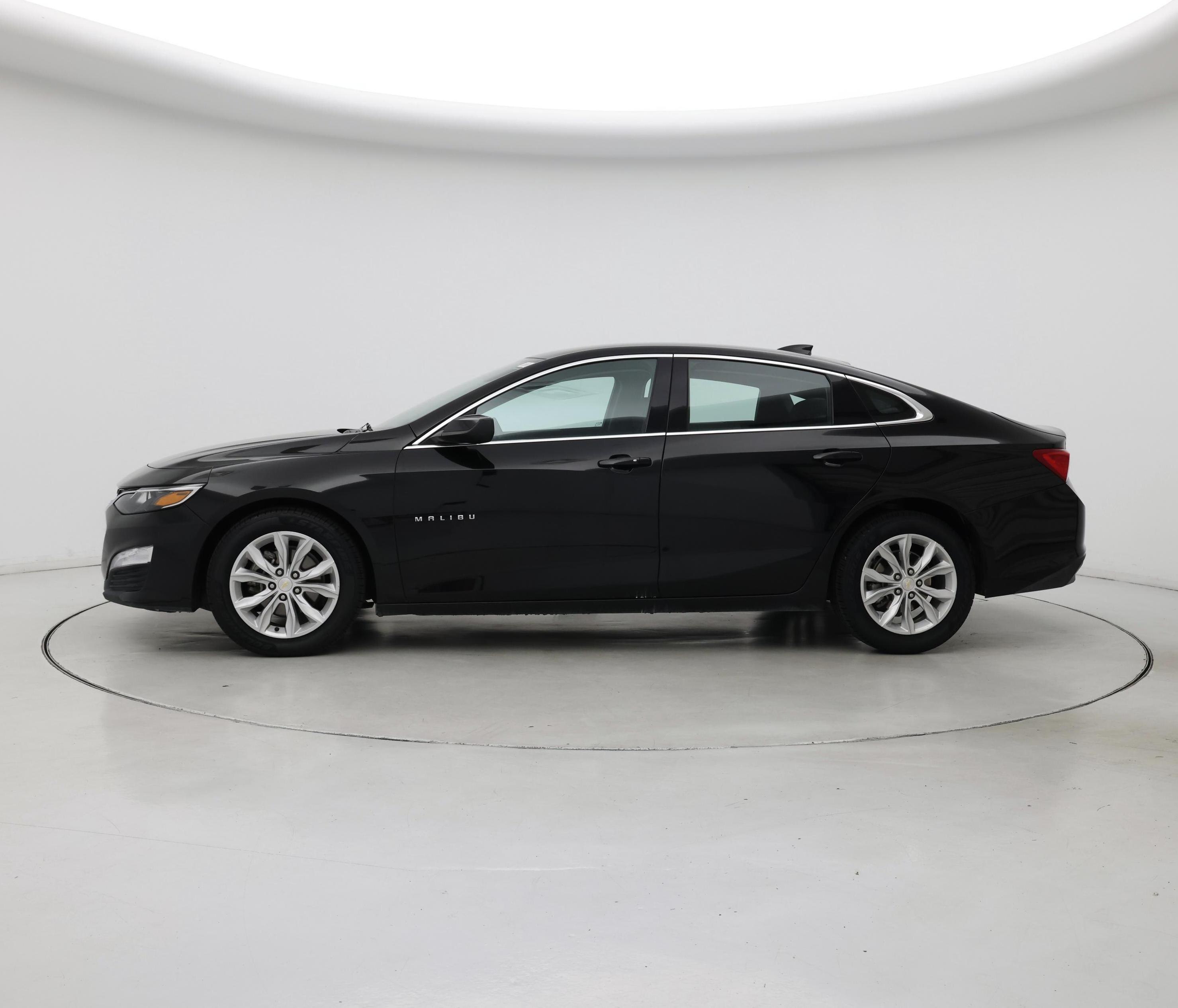 Thumbnail: 2023 Chevrolet Malibu - 3