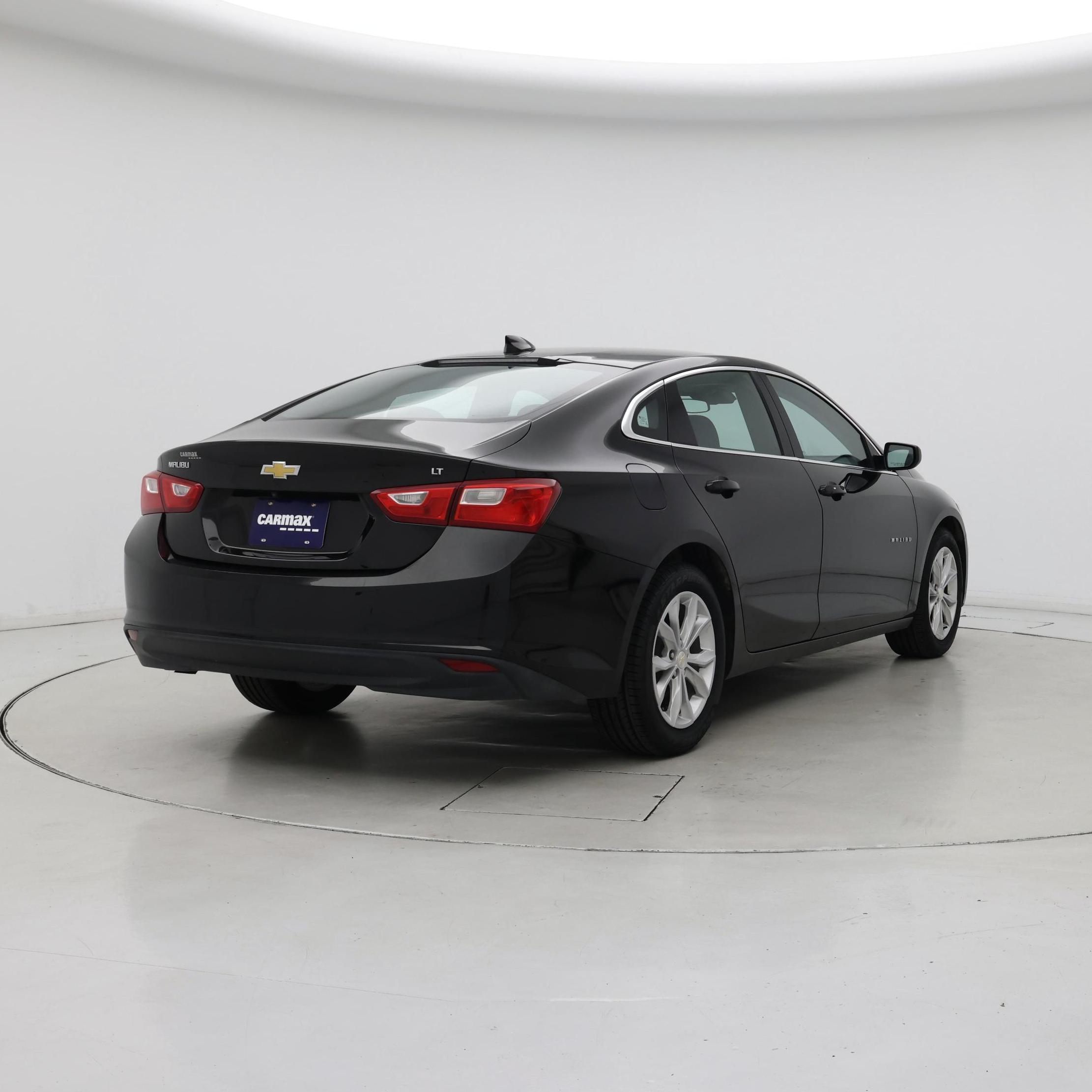 Thumbnail: 2023 Chevrolet Malibu - 8