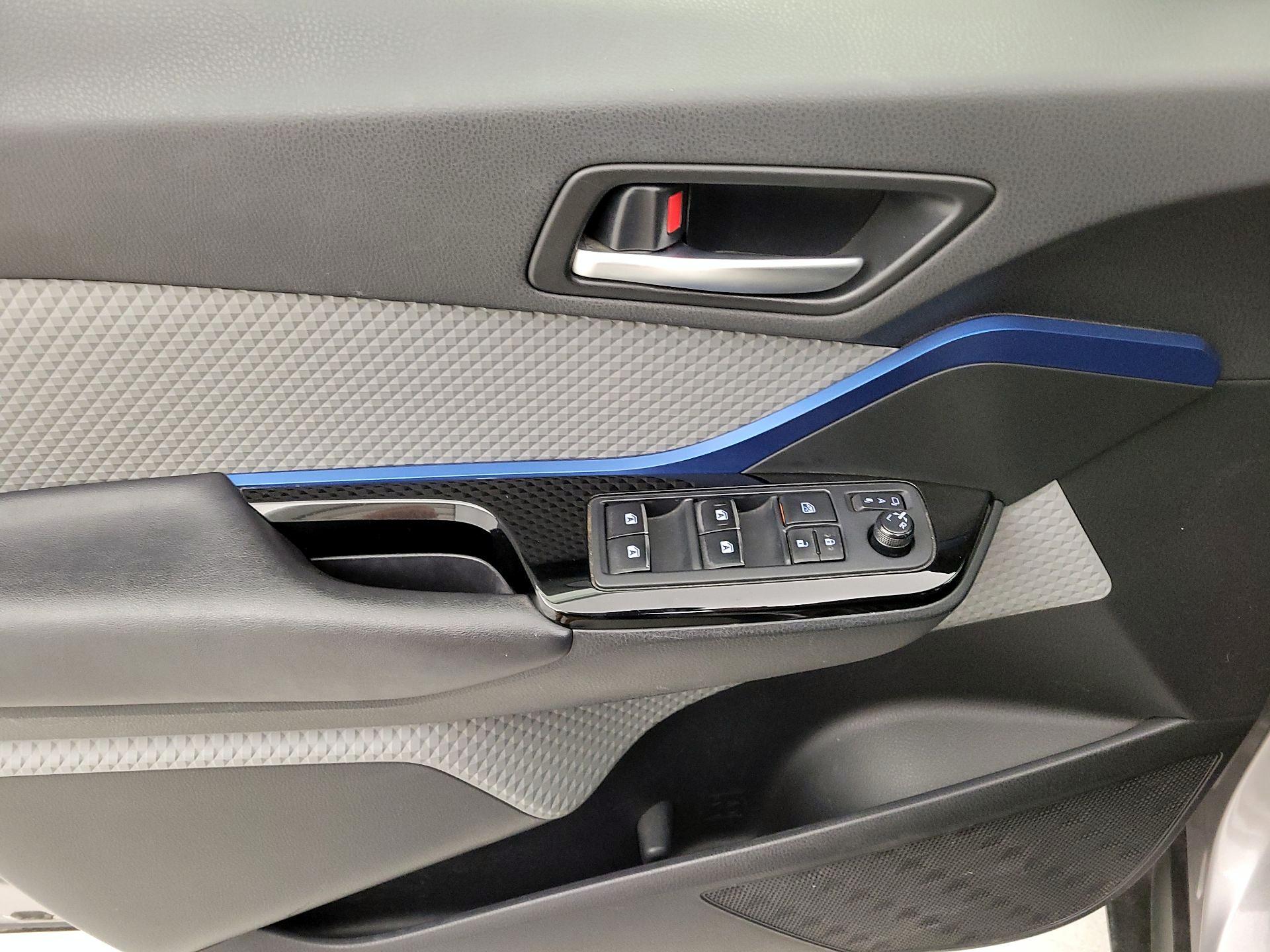 Thumbnail: 2019 Toyota C-HR - 12