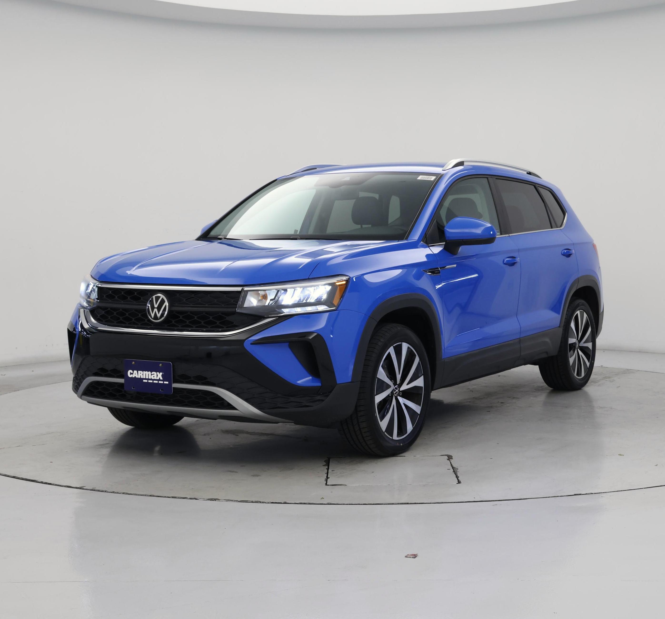 Thumbnail: 2022 Volkswagen Taos - 4