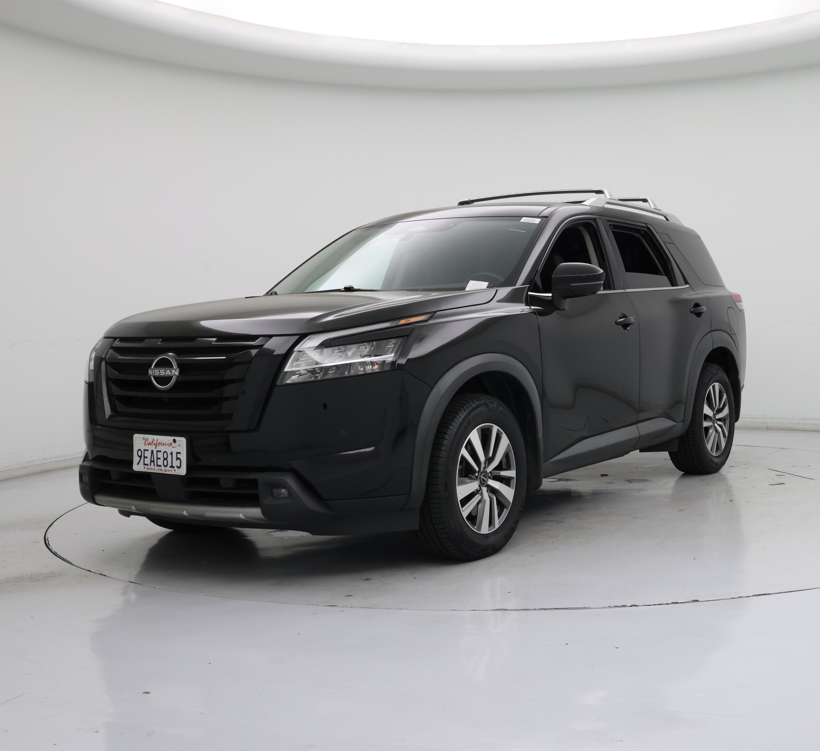 Thumbnail: 2023 Nissan Pathfinder - 4