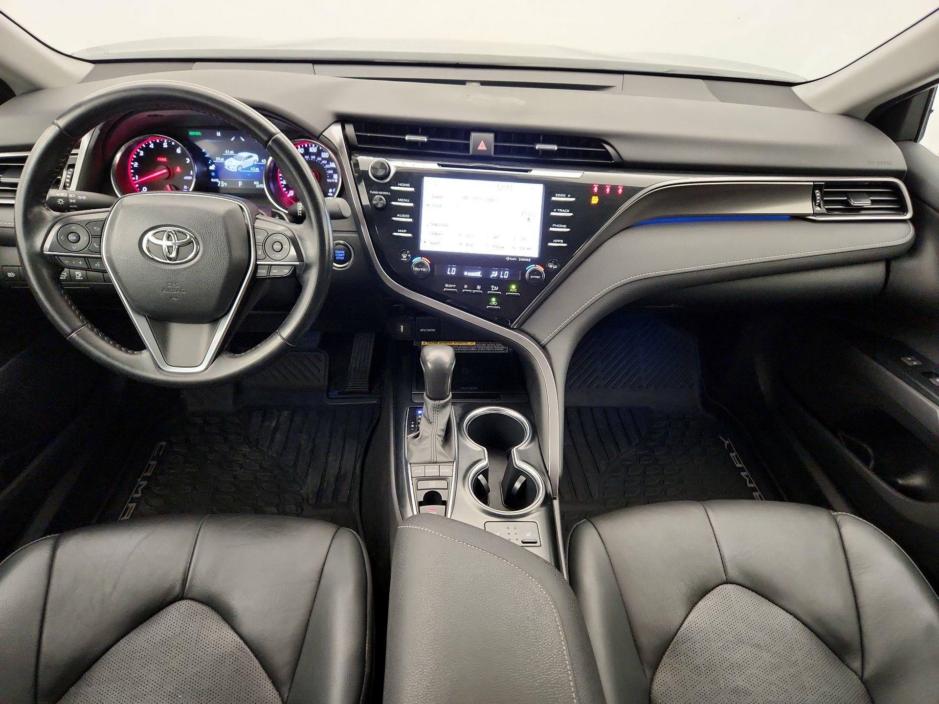Thumbnail: 2020 Toyota Camry - 9