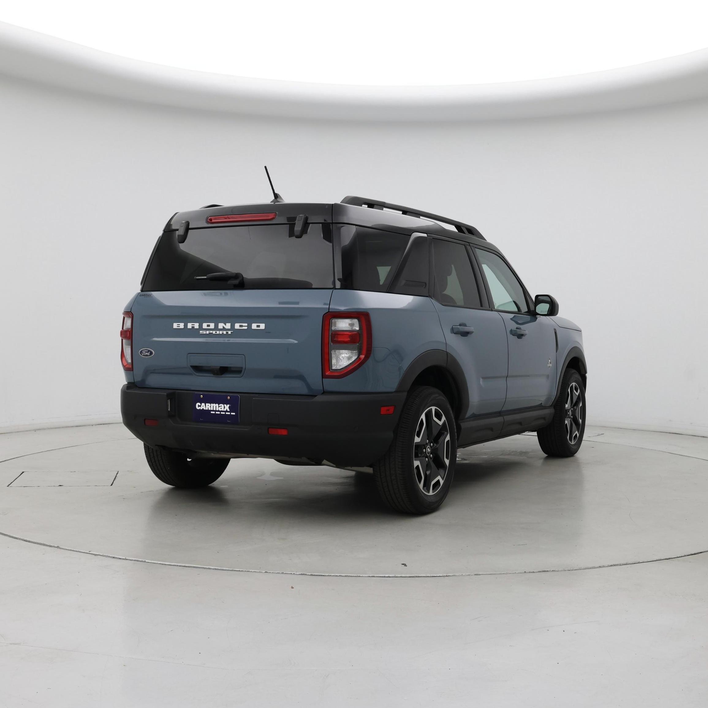 Thumbnail: 2022 Ford Bronco Sport - 8