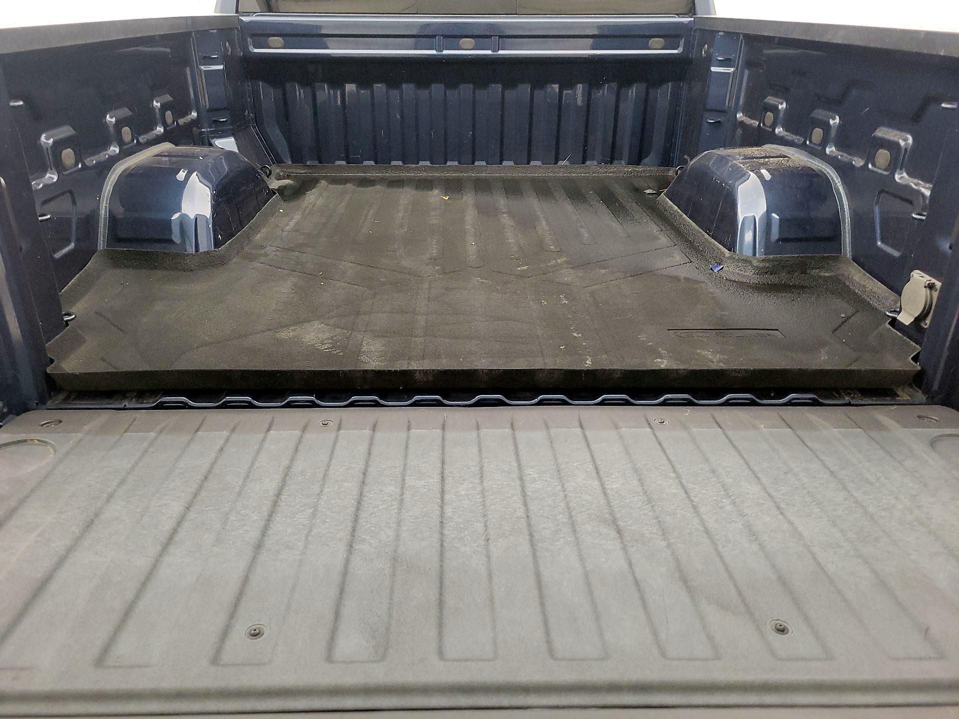Thumbnail: 2021 Chevrolet Silverado 1500 - 20