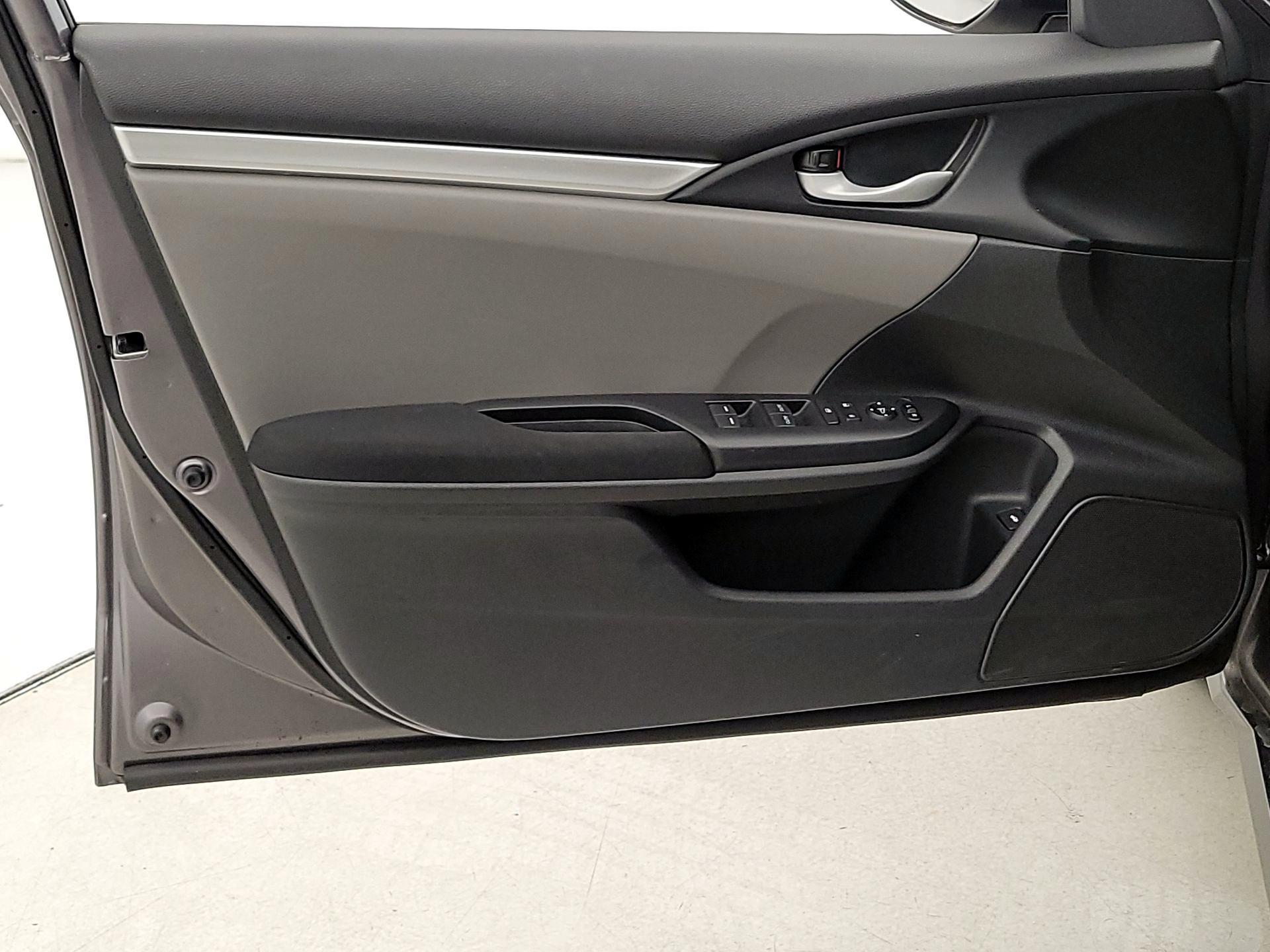 Thumbnail: 2019 Honda Civic - 12