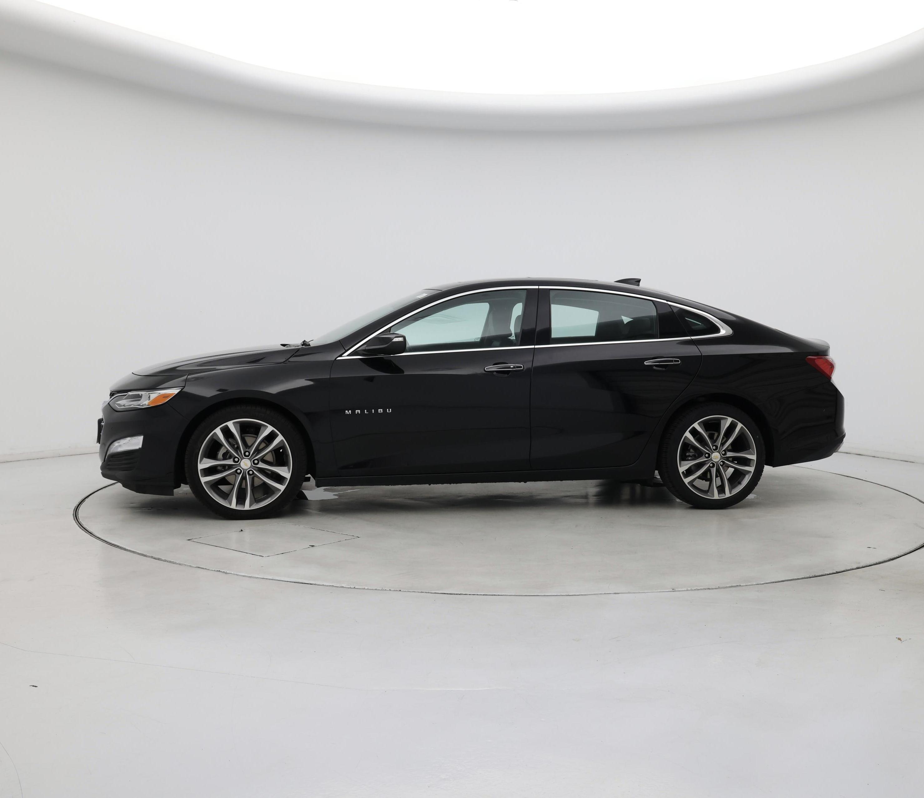 Thumbnail: 2022 Chevrolet Malibu - 3