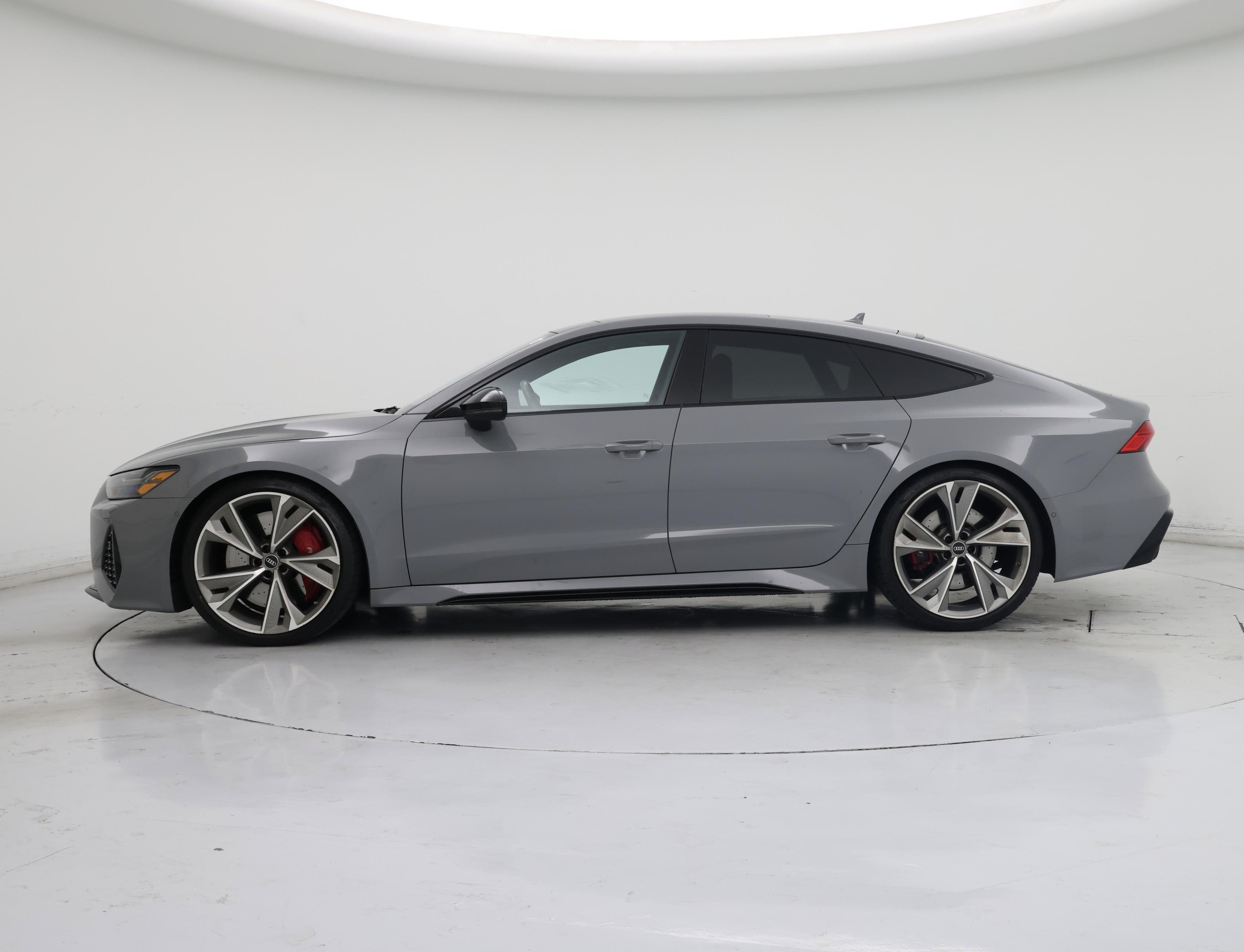 Thumbnail: 2021 Audi RS 7 - 3