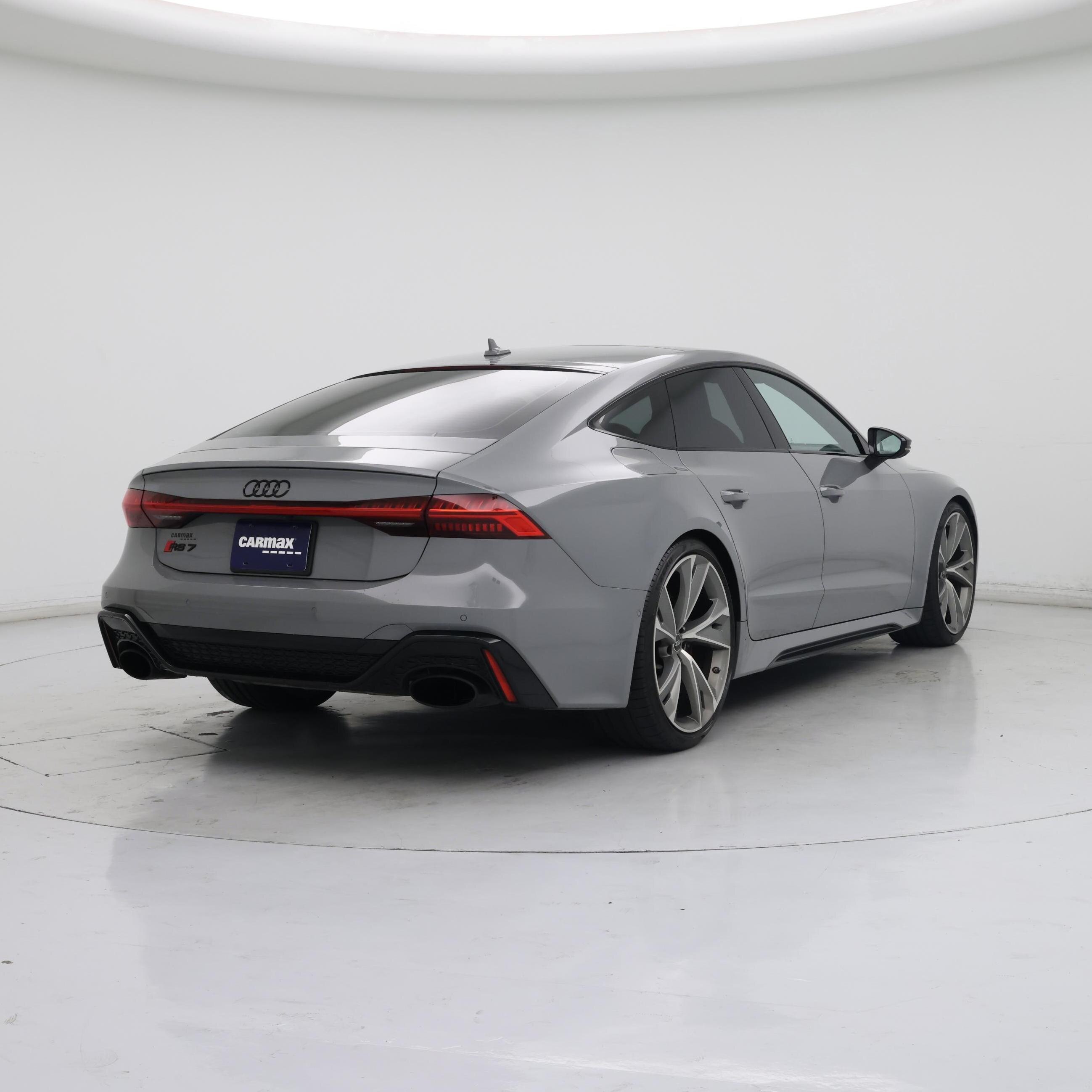 Thumbnail: 2021 Audi RS 7 - 8