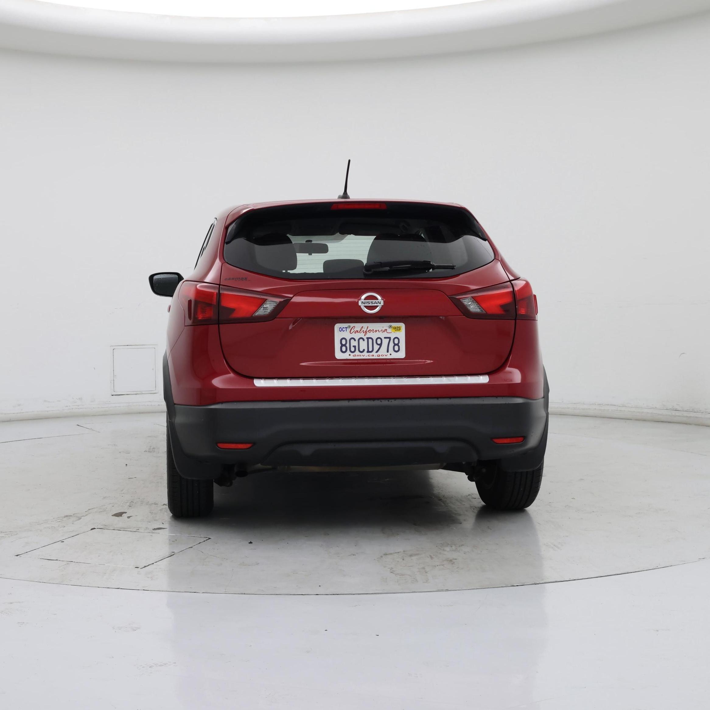 Thumbnail: 2018 Nissan Rogue Sport - 6