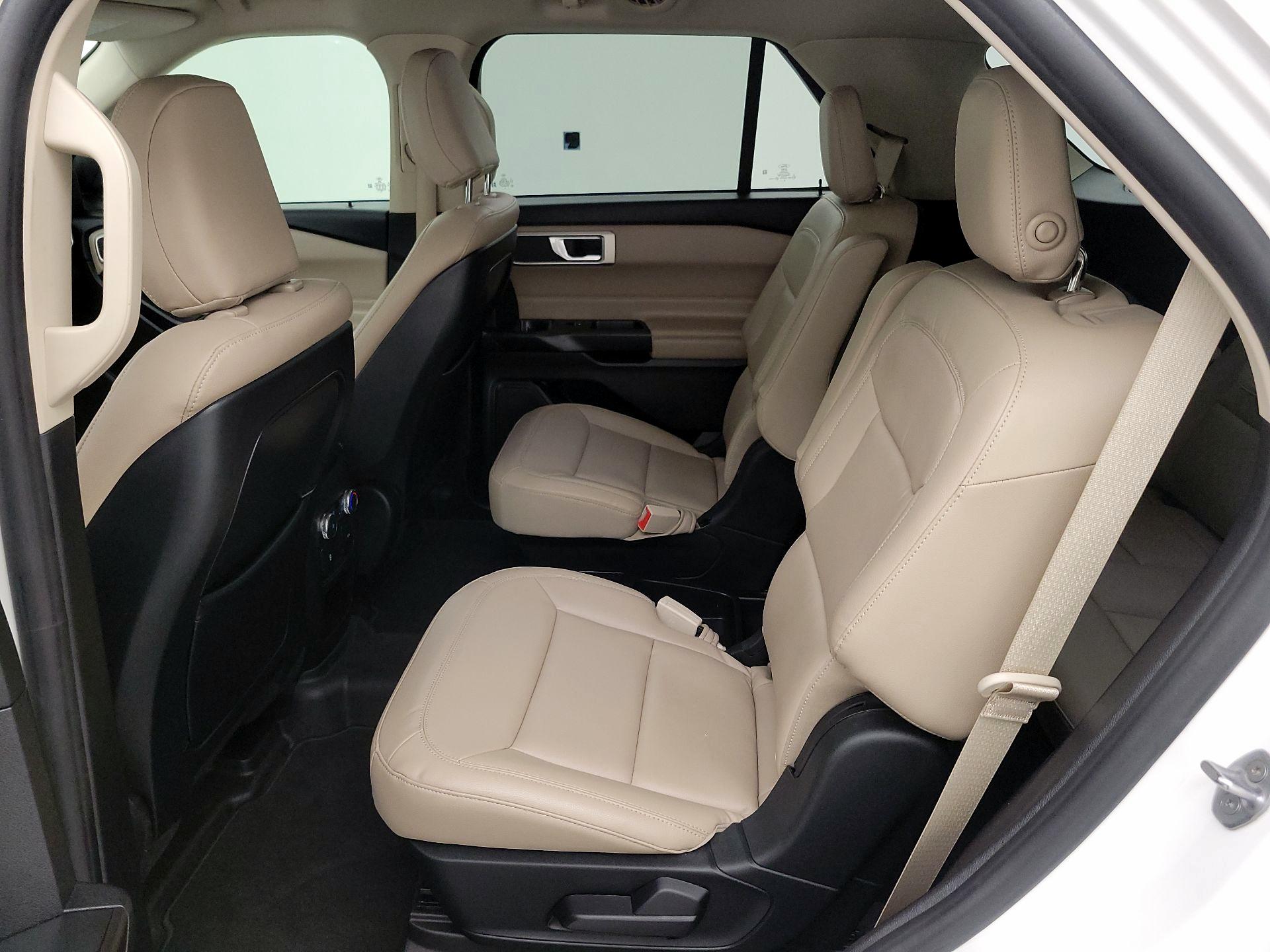 Thumbnail: 2020 Ford Explorer - 20