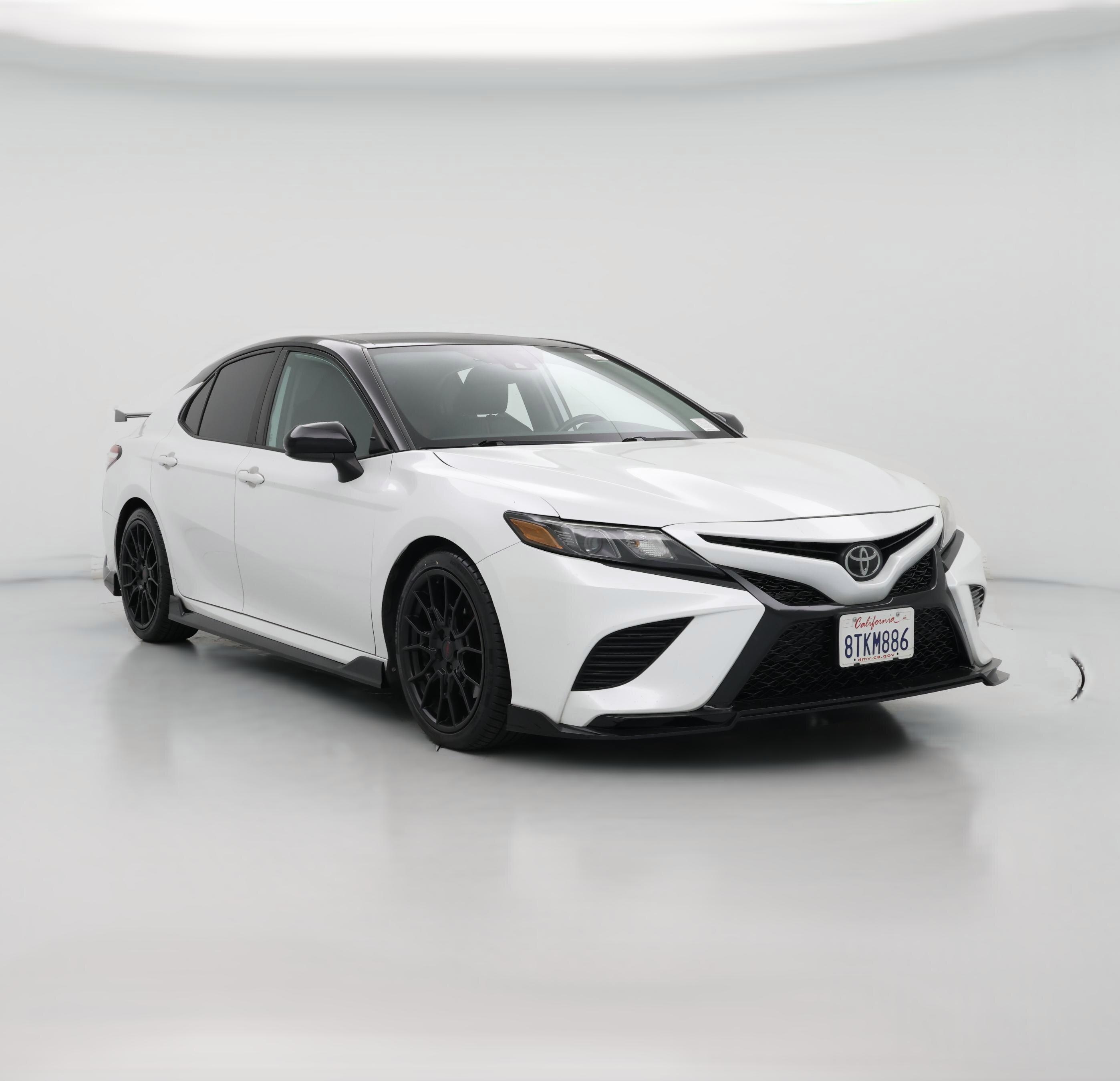 Thumbnail: 2020 Toyota Camry - 1