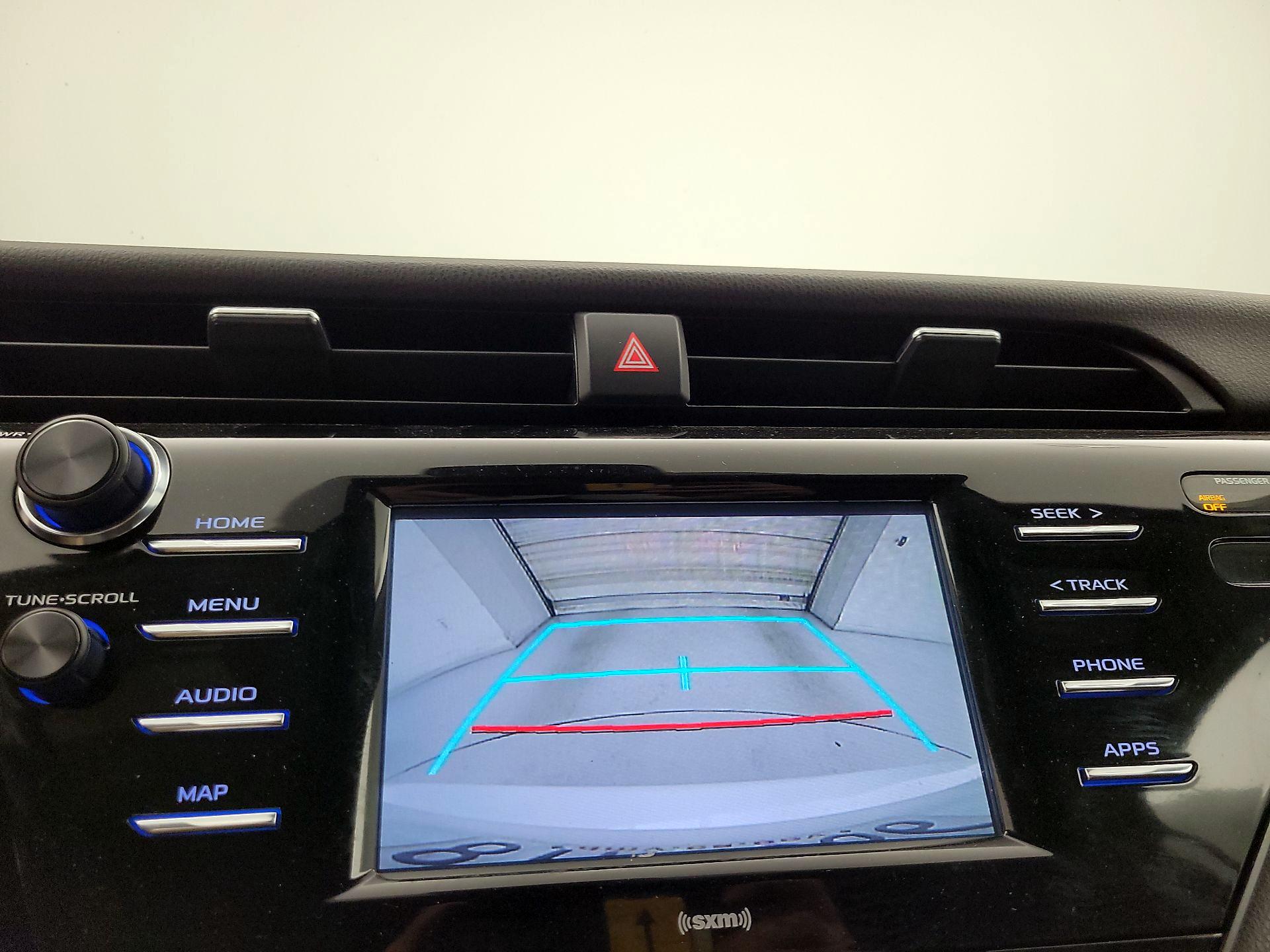 Thumbnail: 2020 Toyota Camry - 14
