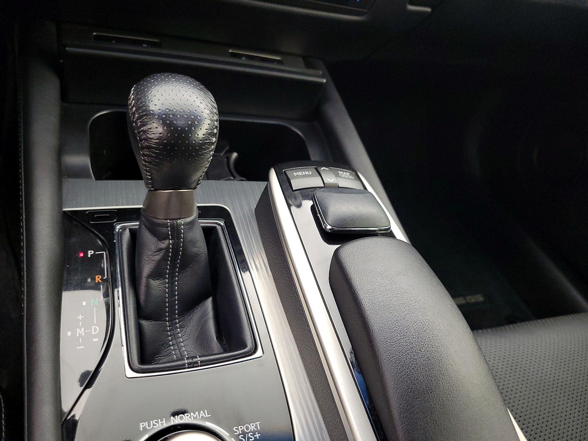 Thumbnail: 2013 Lexus GS - 18