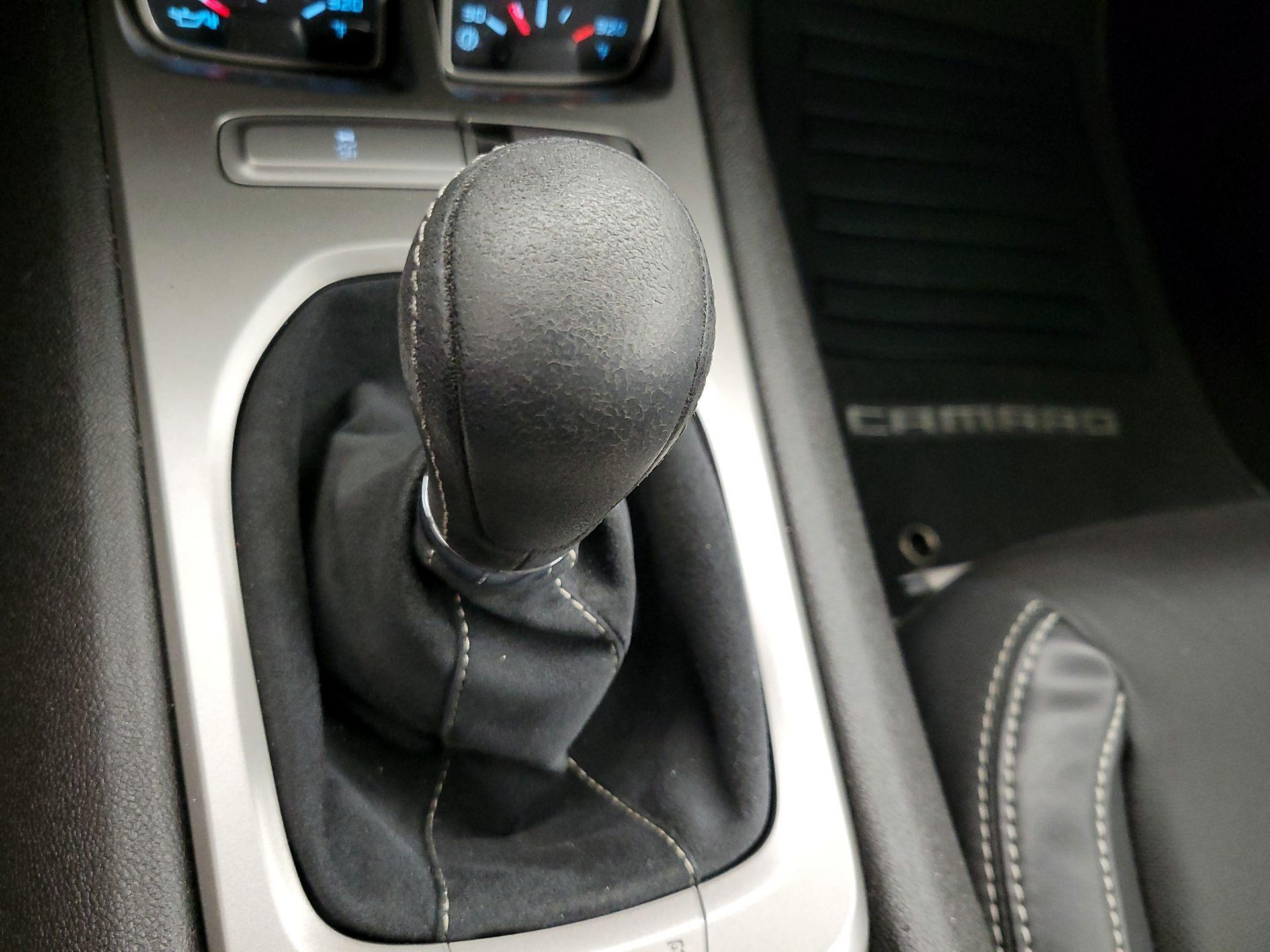 Thumbnail: 2013 Chevrolet Camaro - 18