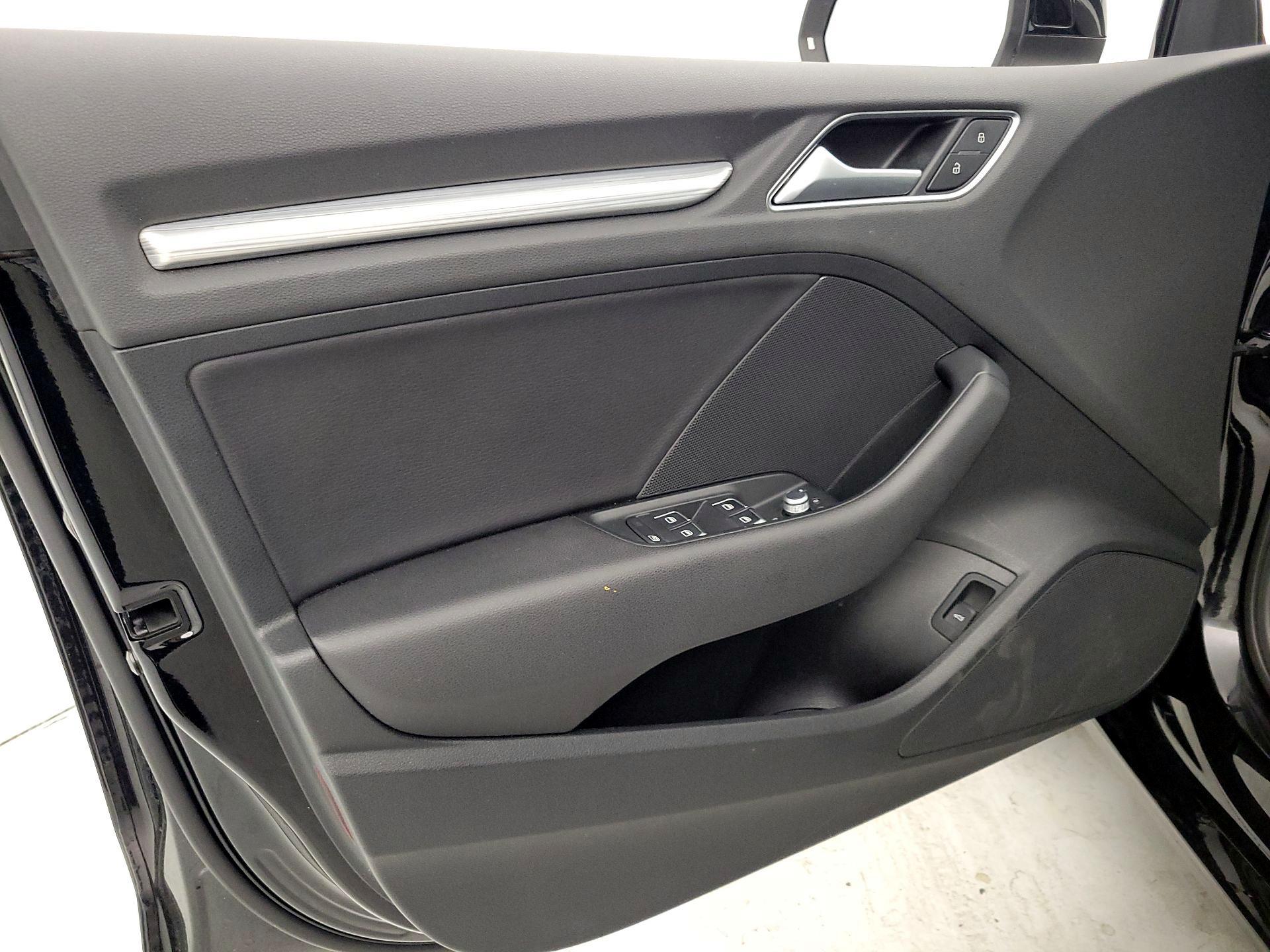 Thumbnail: 2015 Audi A3 - 12