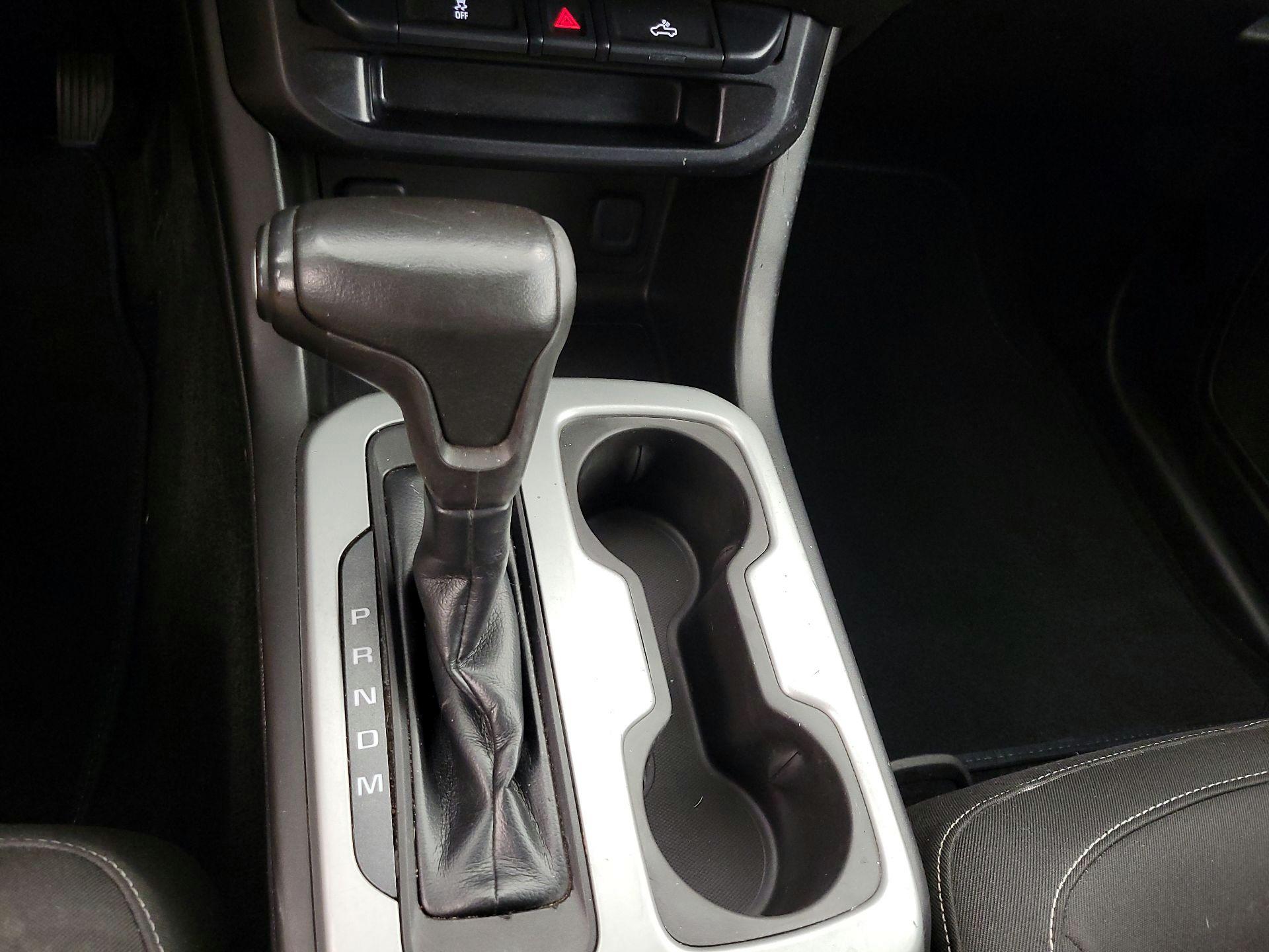 Thumbnail: 2016 Chevrolet Colorado - 18