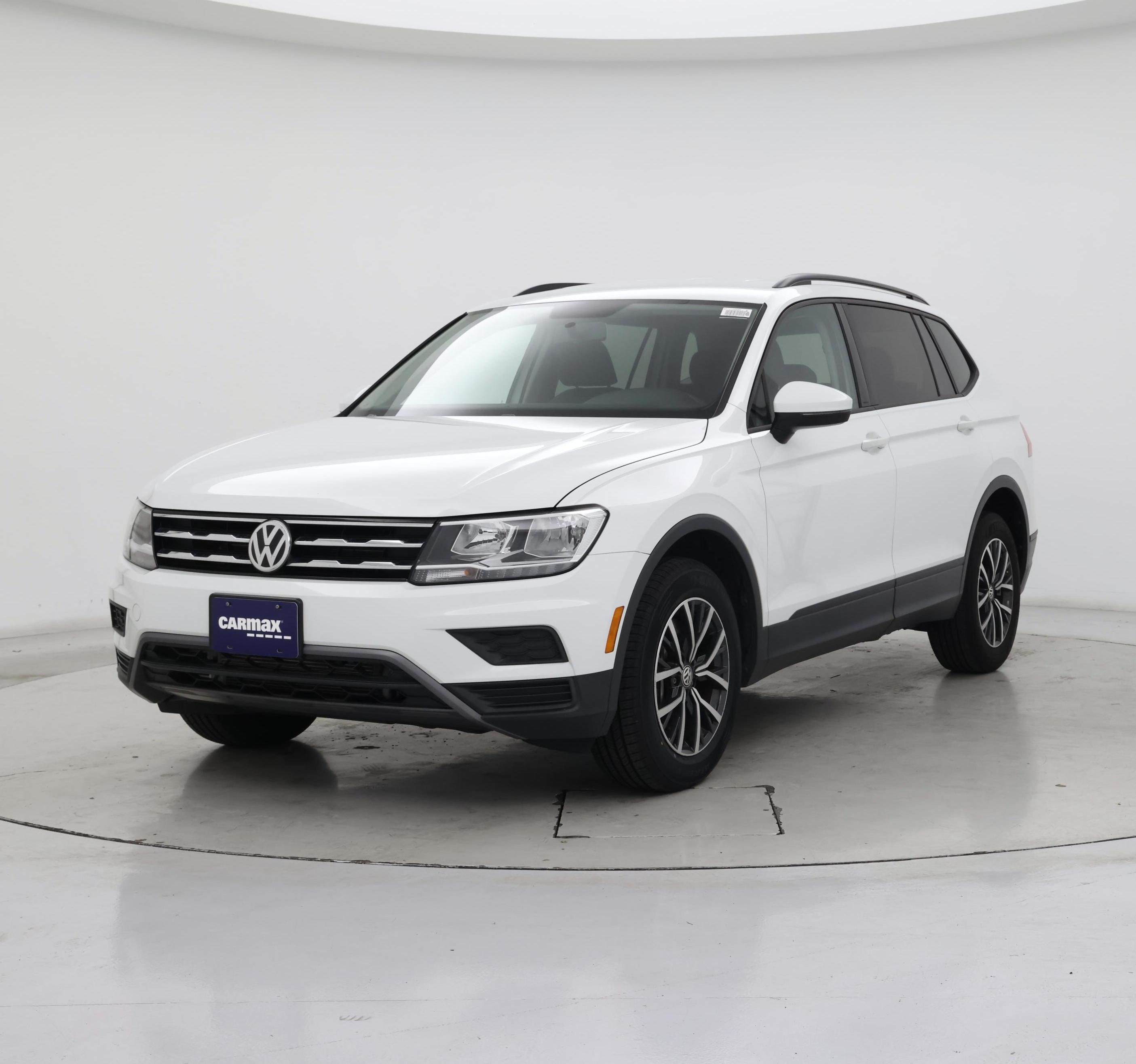 Thumbnail: 2021 Volkswagen Tiguan - 4
