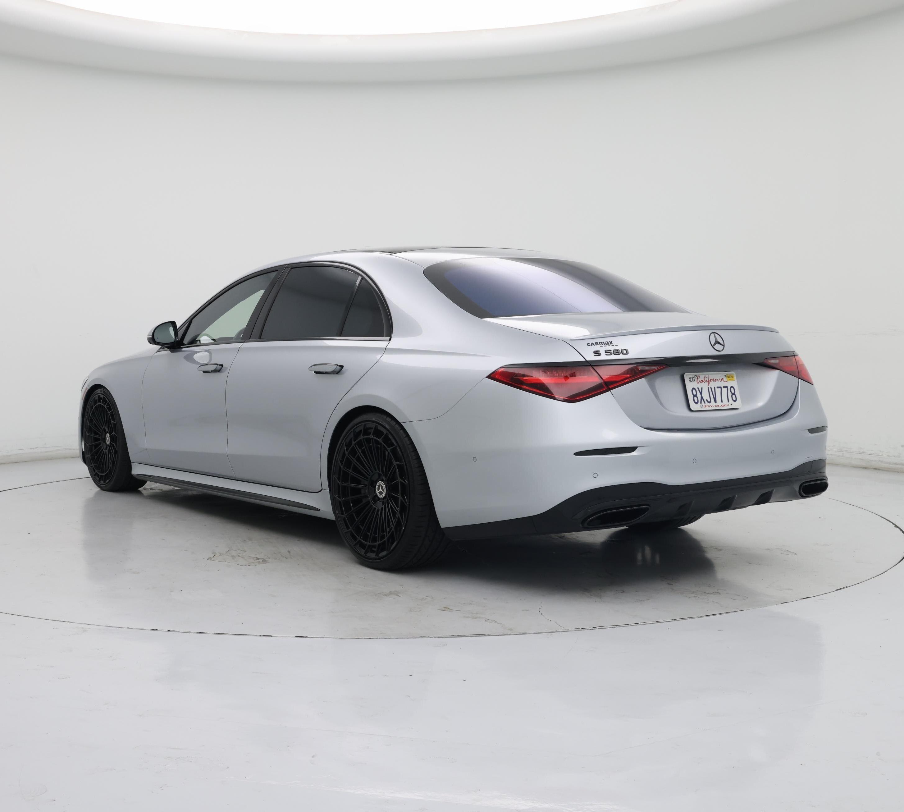 Thumbnail: 2021 Mercedes-Benz S-Class - 2