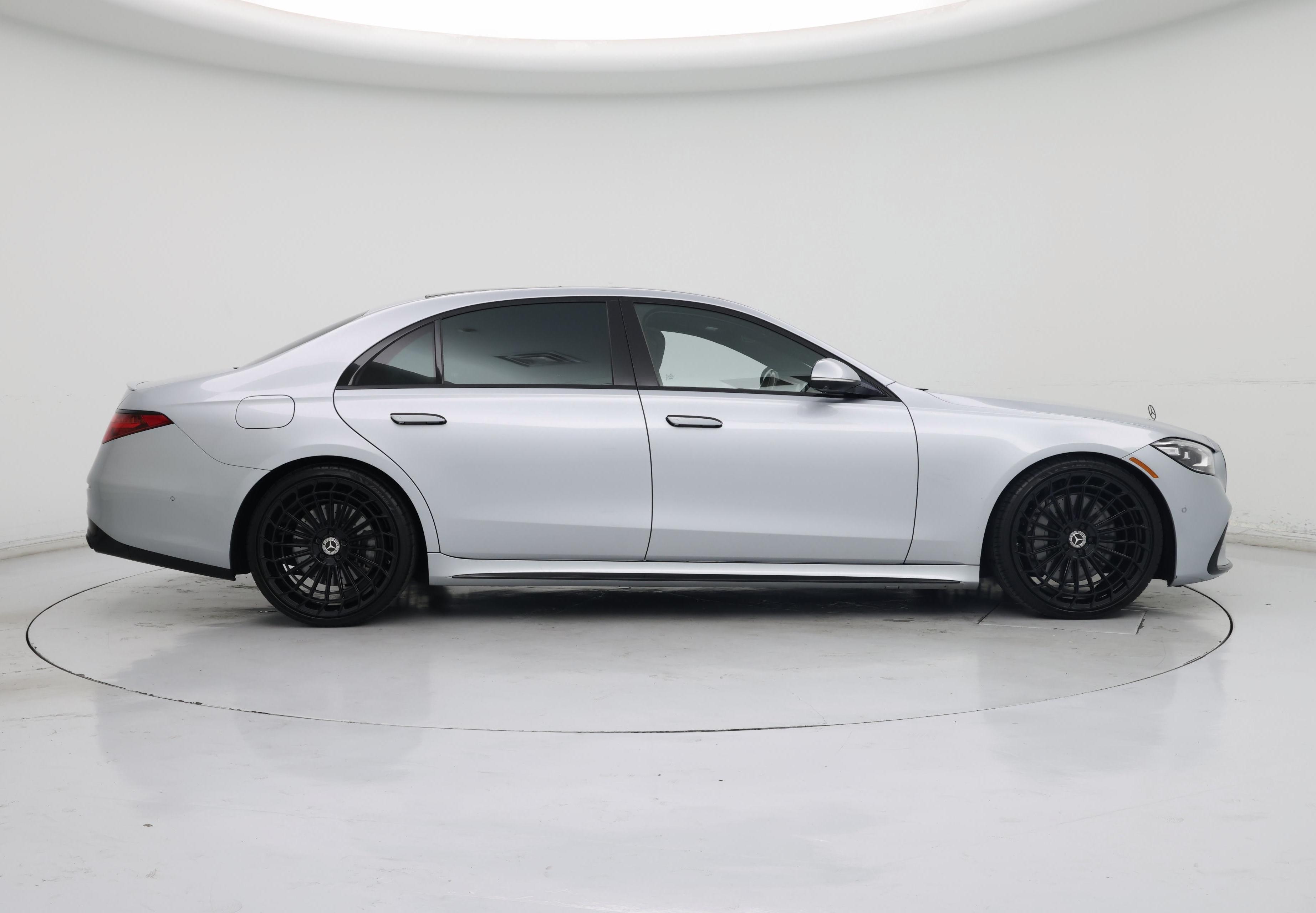 Thumbnail: 2021 Mercedes-Benz S-Class - 7