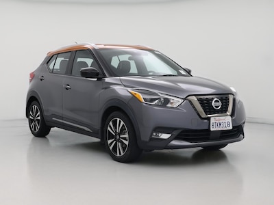 Gray 2020 Nissan Kicks SR