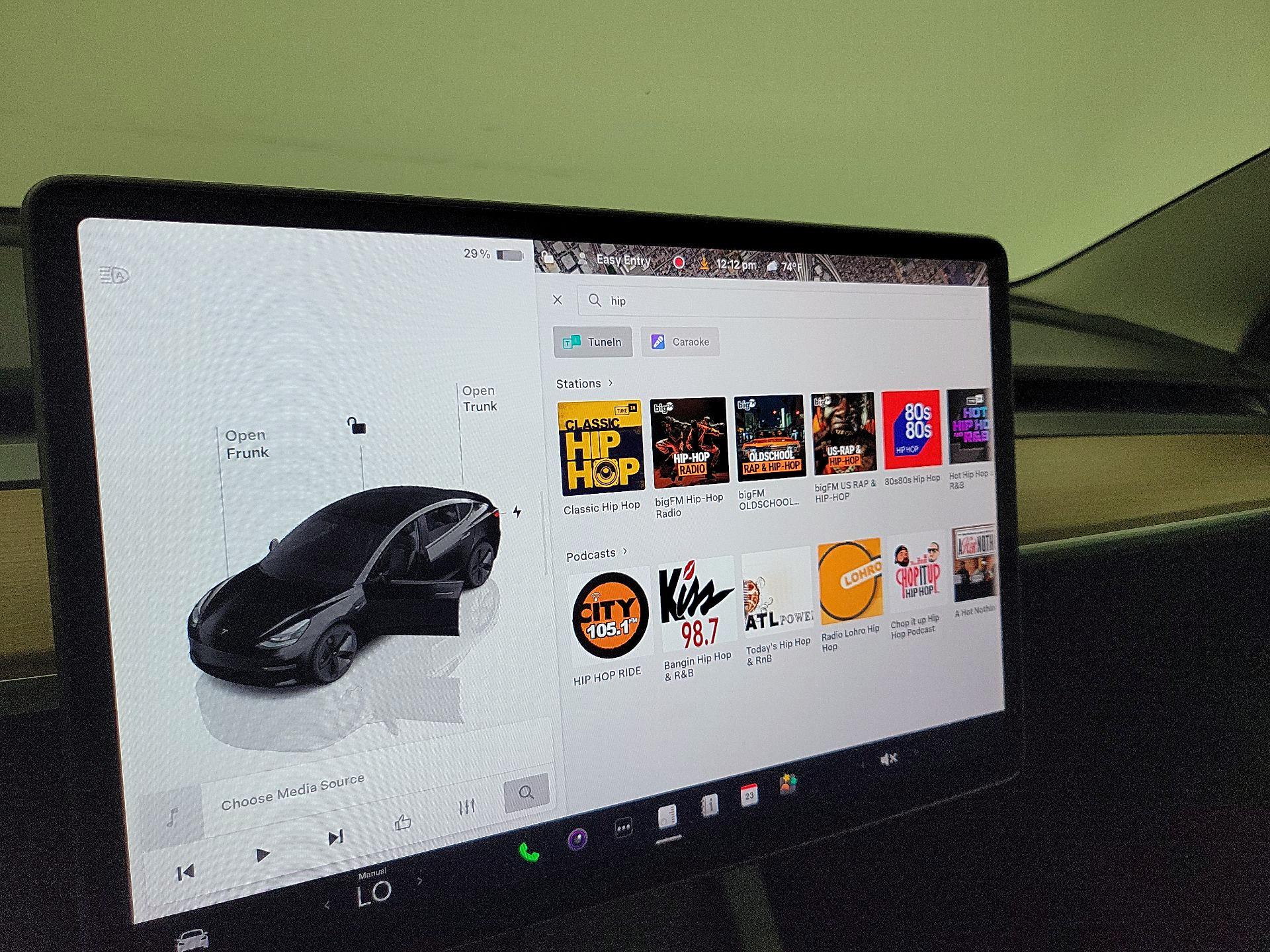 Thumbnail: 2023 Tesla Model 3 - 15
